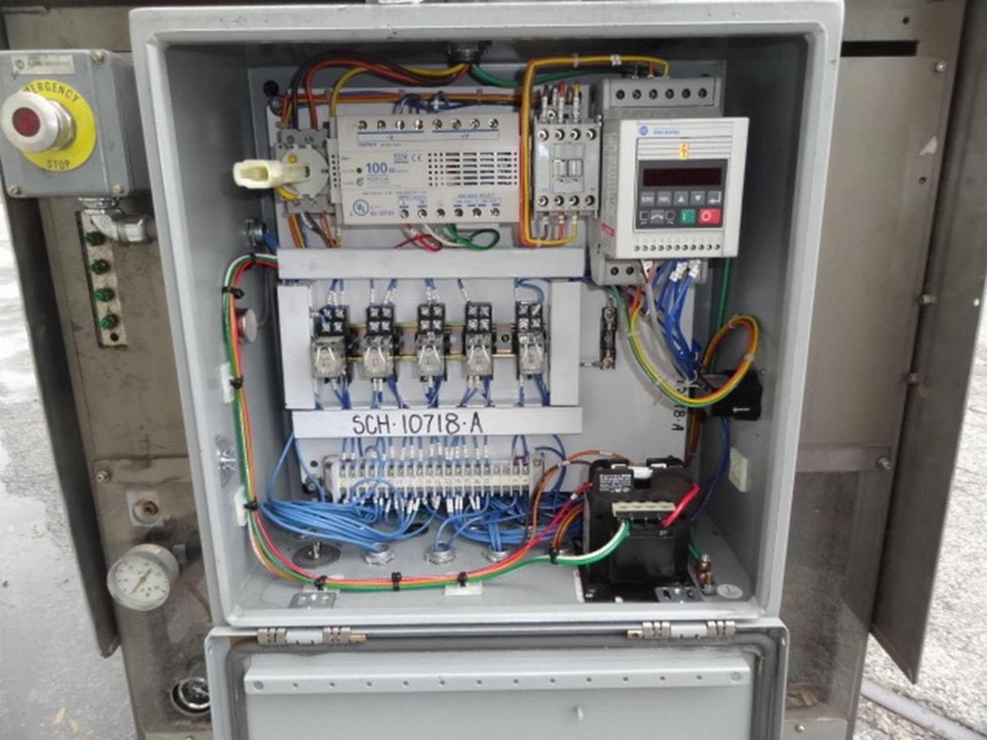 AE Randles 16-26 Tray Former for self-locking trays; 480v-3ph-60Hz; S/N 3422; Optional bottom skid - Image 6 of 6