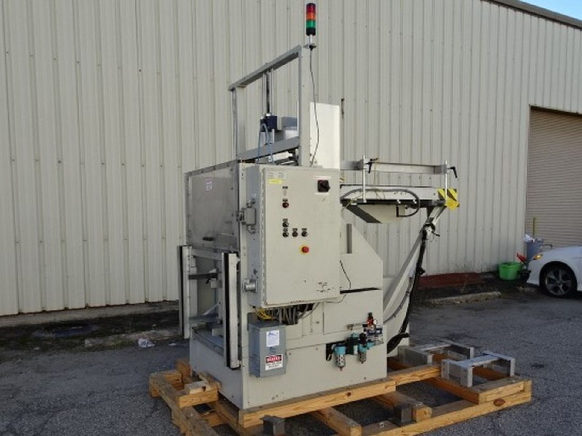 Wexxar ATH Tray Former with ITW Dynatec glue tank; 460v-3ph-60Hz; S/N 1853; Optional bottom skid for