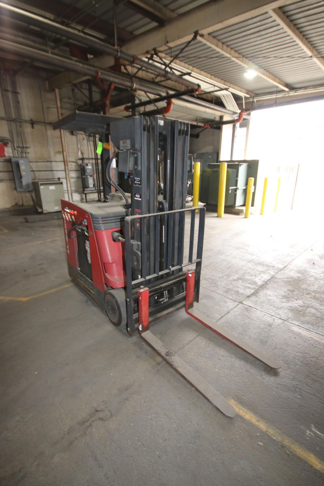 Raymond 5,600 lb. Stand-Up Electric Forklift, M/N R40-C40QM, S/N R40-04-07722, with Deka 36 Volt - Image 2 of 8