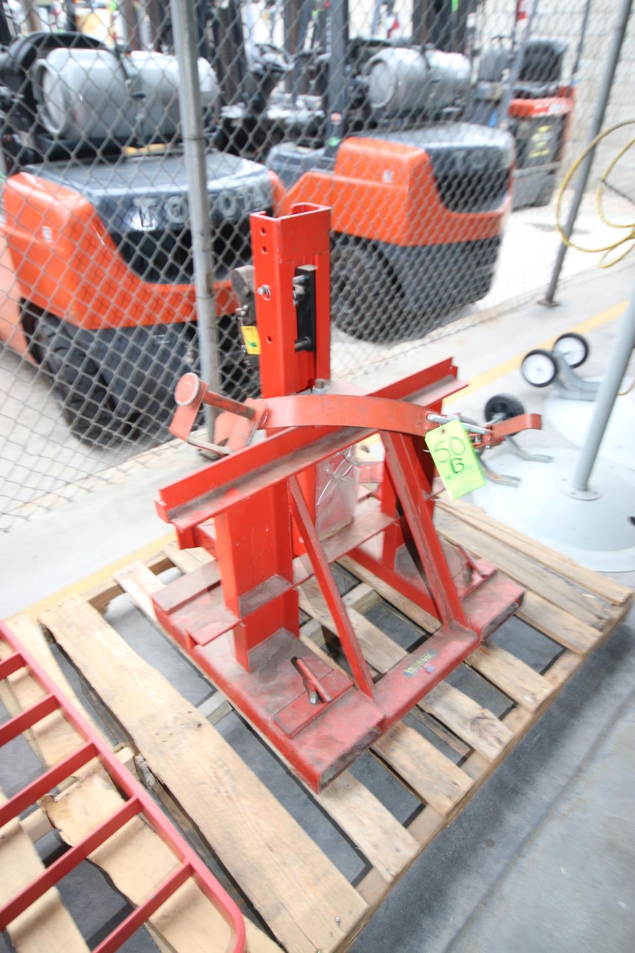 Wesco Gator Grip Forklift Attachment, with Fork Inserts - Image 2 of 2