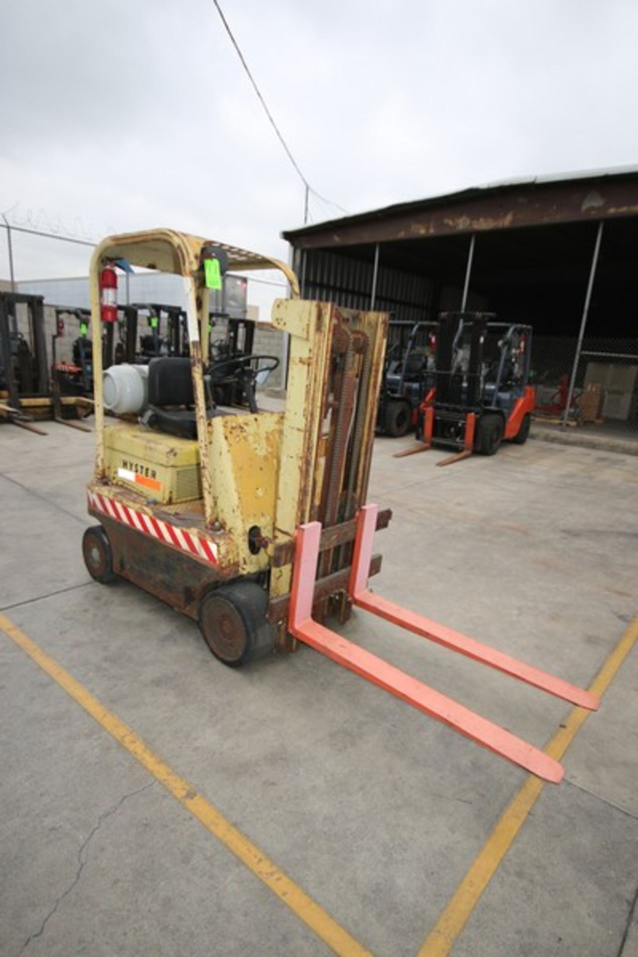 Hyster 4000 lb. Sit-Down Propane Forklift, with Double Stage Mast, 1,850.7 Hours (Forklift 1)
