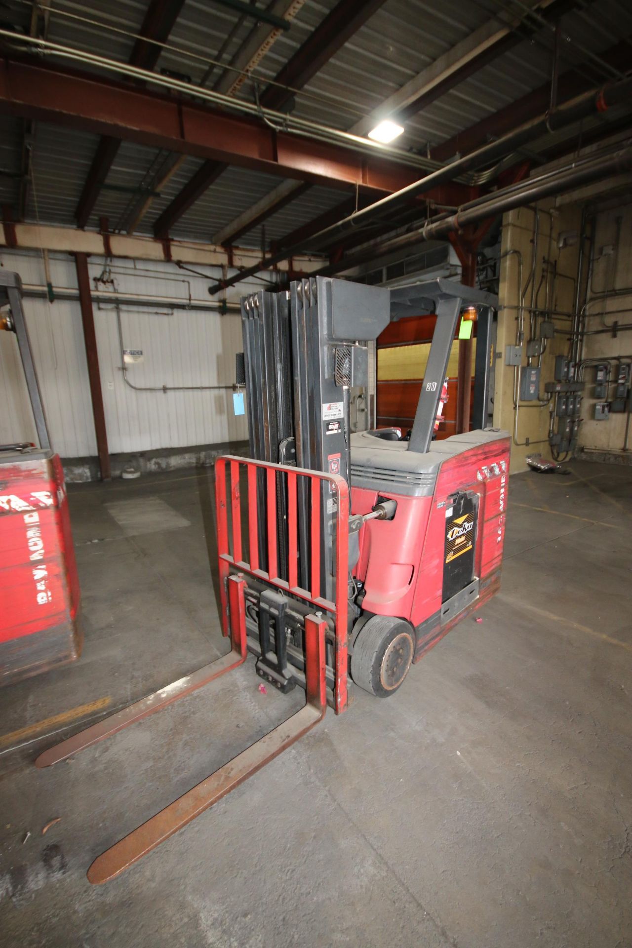 Raymond 4,000 lb. Stand-Up Electric Forklift, M/N R40-C400M, S/N R40-07-13199, with Deka 36 Volt - Image 2 of 7