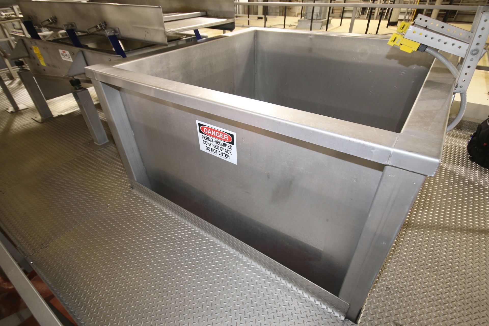 Key 5 ft W x 5 ft L x 115" H Cone Bottom S/S Accumulation Bin, 12" x 12" Discharge, with Semco - Image 4 of 7