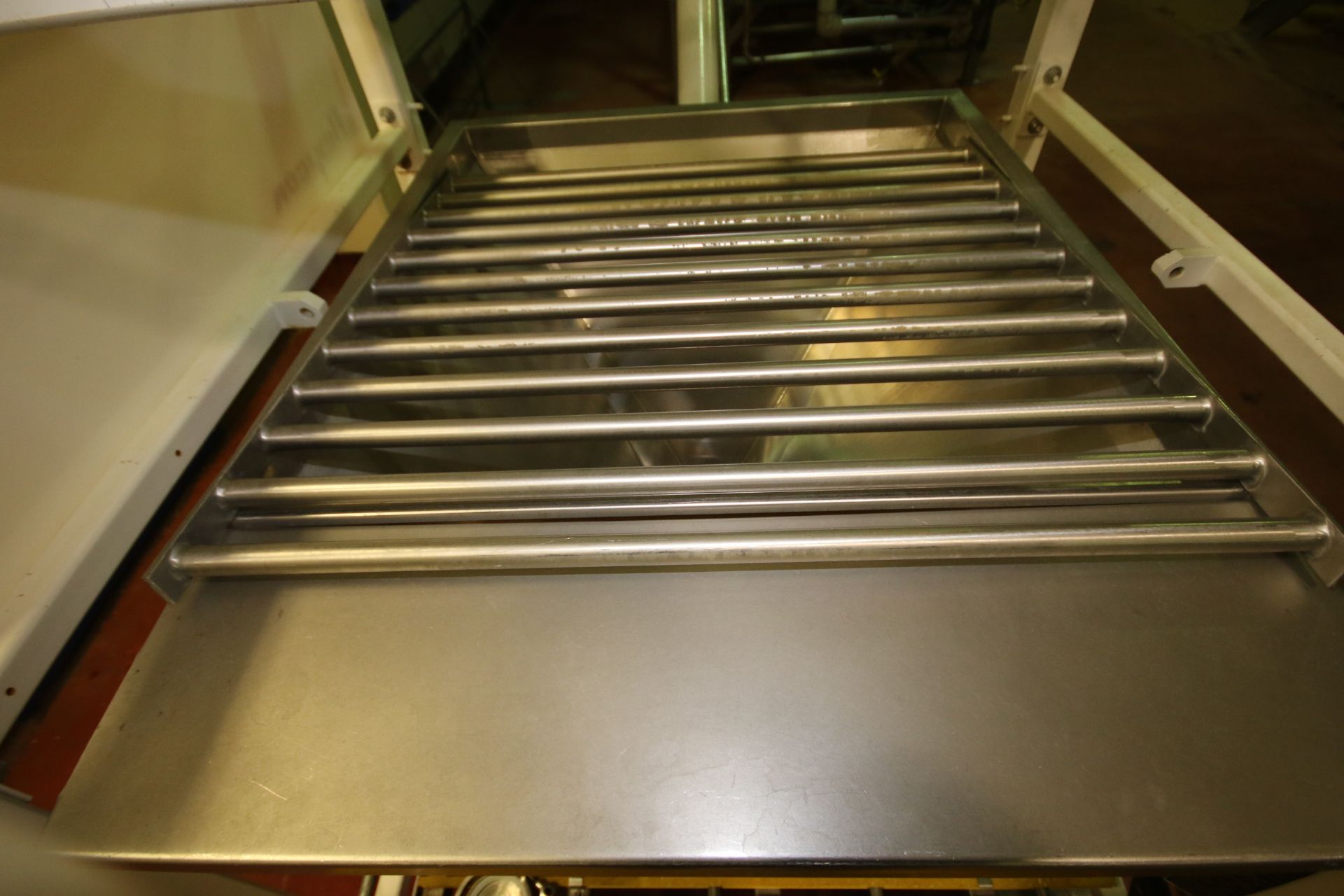 Rice Bulk Loading System Includes 54" L x 48" W Scissor Lift Table, S/S Operators Platform, Flexicon - Image 9 of 14