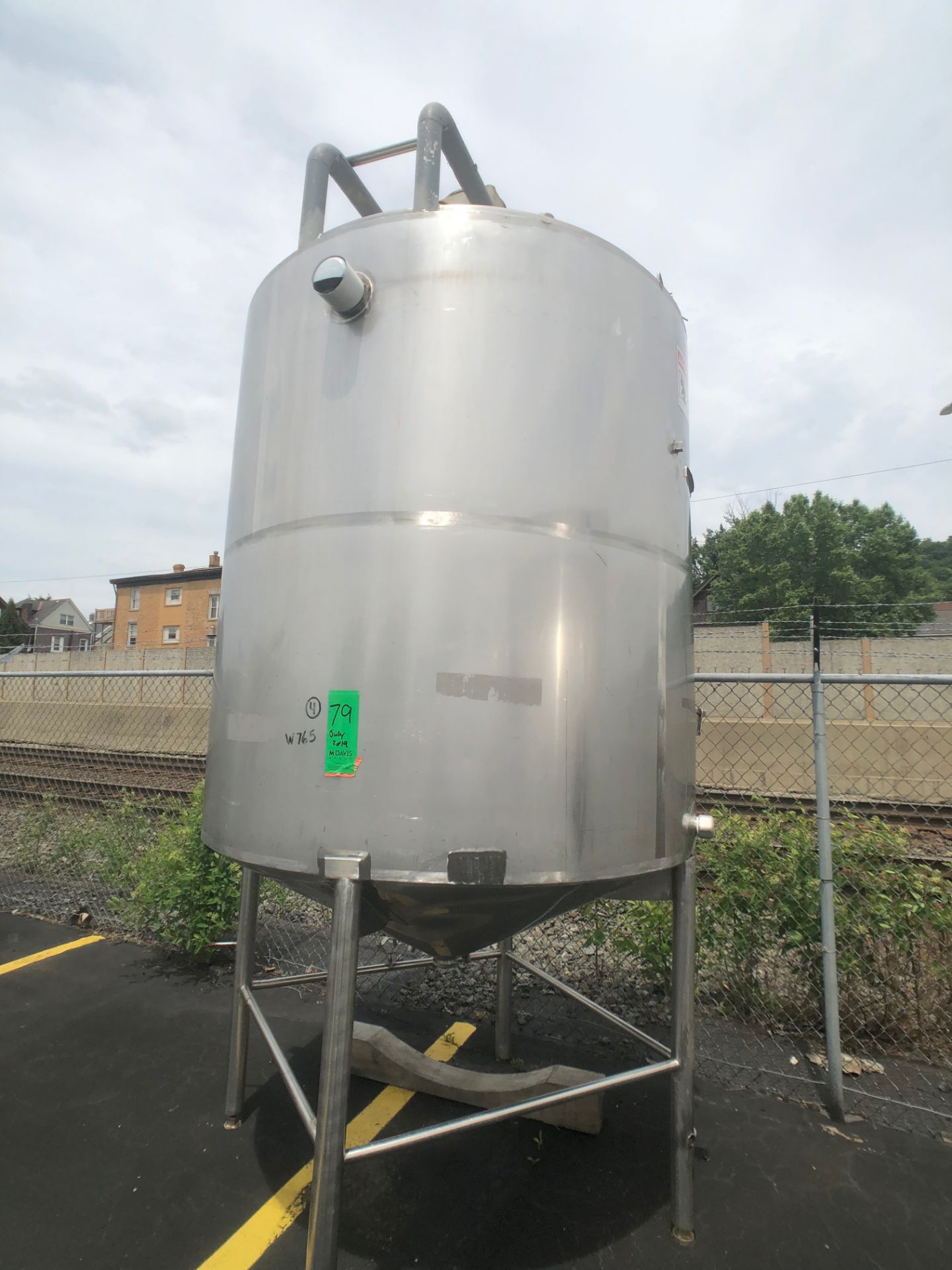 Approx. 1,000 Gallon Cone Bottom Jacketed S/S Tank, with Bottom Sweep Agitator, with SEW Drive - Image 3 of 7