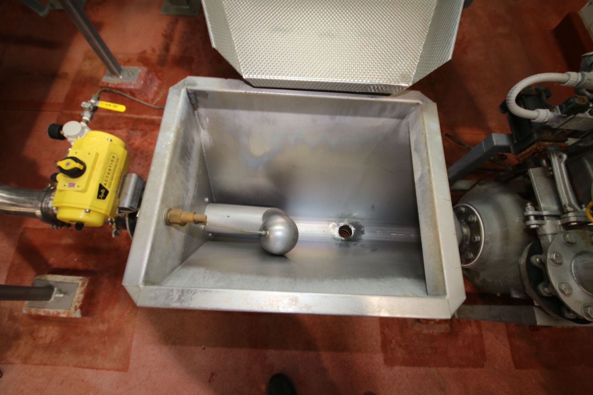 Key Hydro - Flo Food Pumping System, with 24" W x 19" L x 19" D Tank, 4" Line Connectors, Cornell - Image 2 of 4