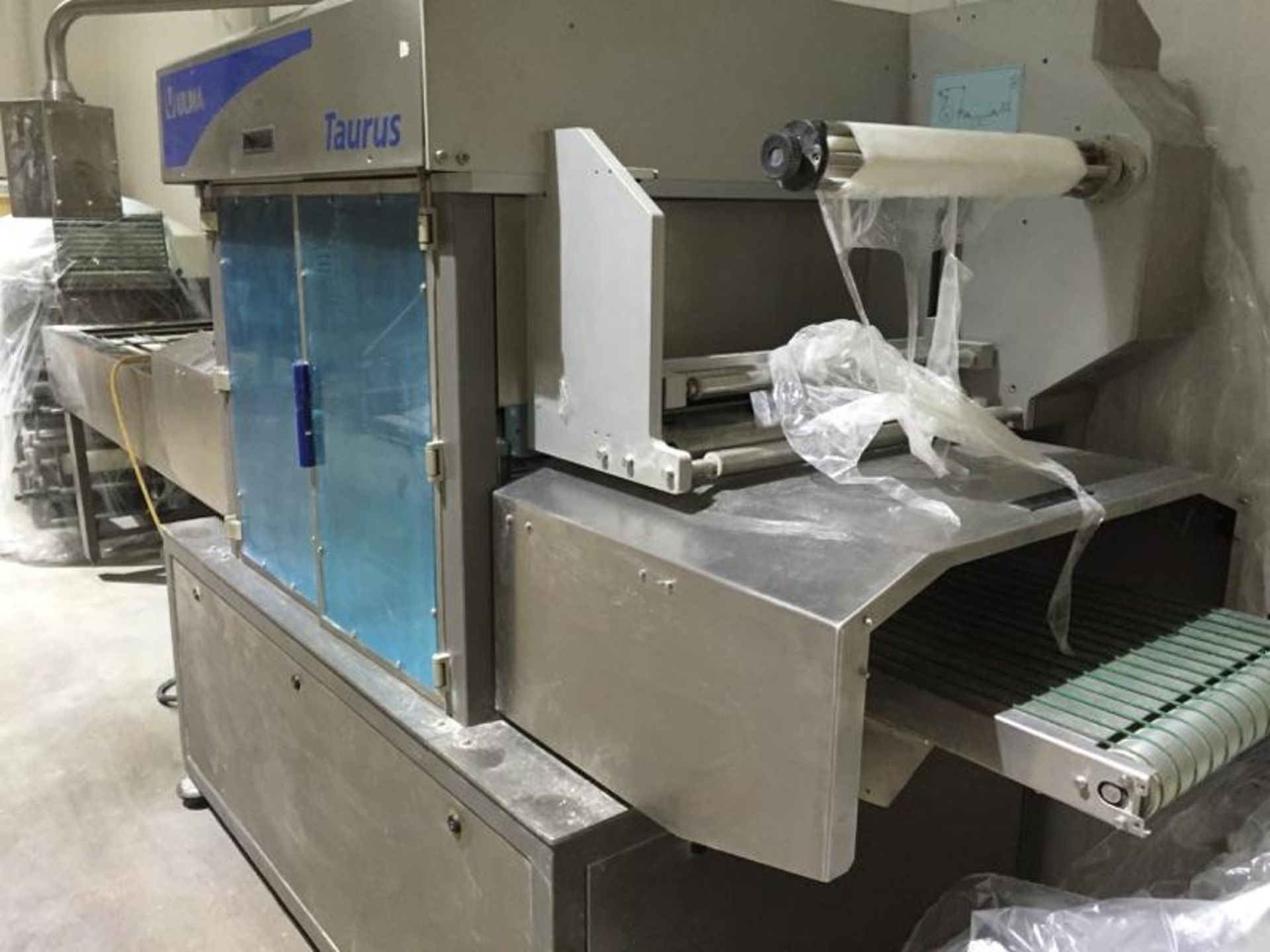 Ulma Taurus Tray Sealer, M/N 570N, S/N 721 0060, Capable of Trays Listed Below:Description:Ulma