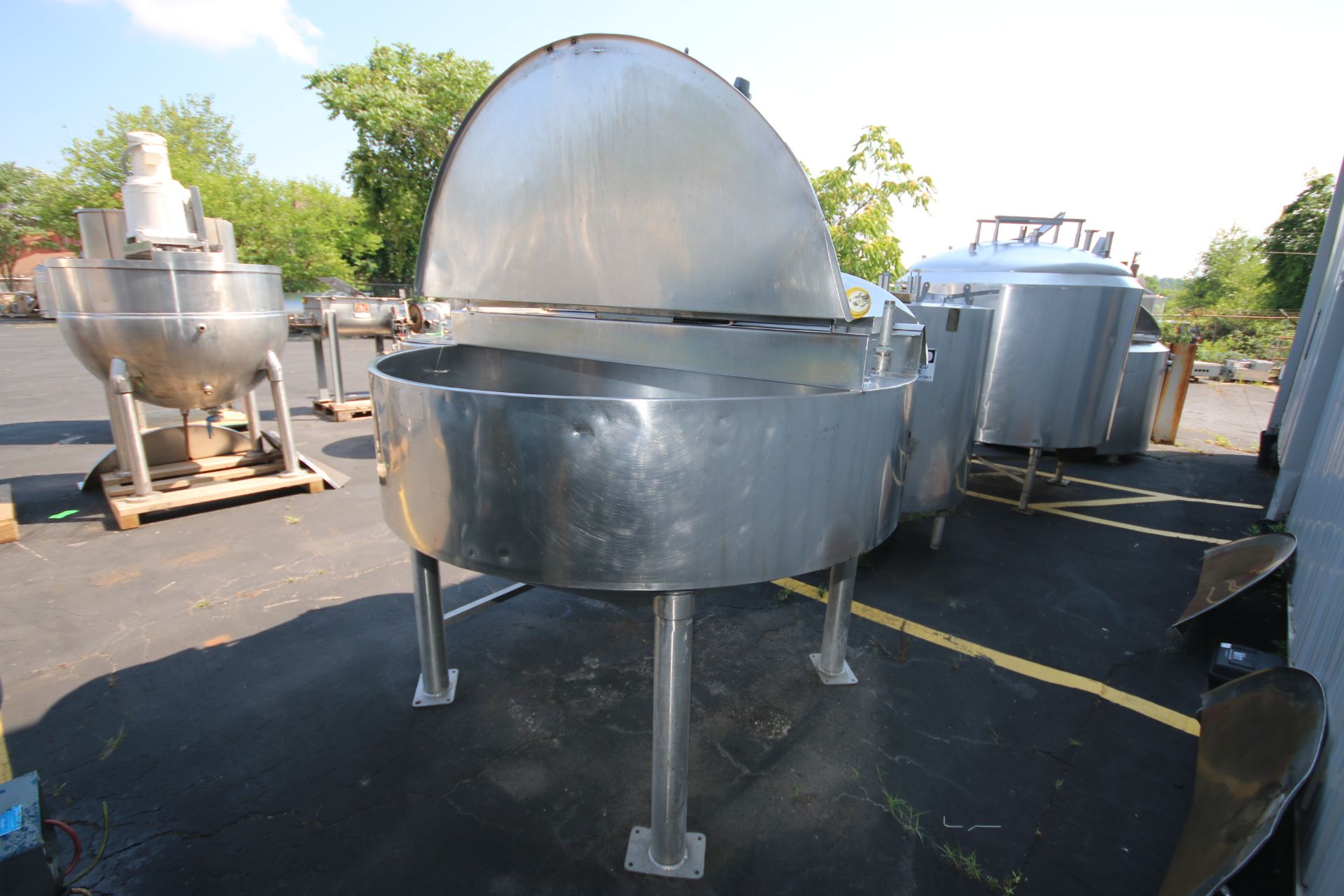 S/S Cone-Bottom Jacketed Kettle, Aprox. 70" Dia. x 16" Deep, with Agitation Motor, (2) S/S Hinge - Image 4 of 5