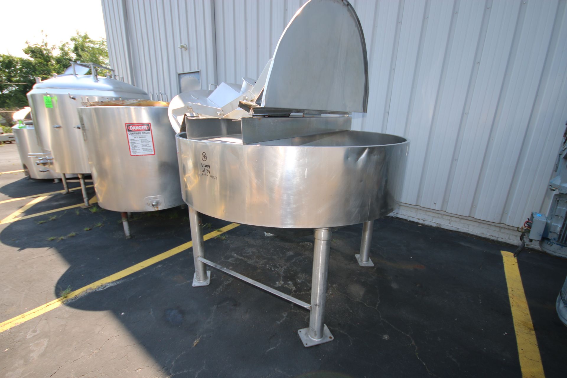 S/S Cone-Bottom Jacketed Kettle, Aprox. 70" Dia. x 16" Deep, with Agitation Motor, (2) S/S Hinge - Image 2 of 5