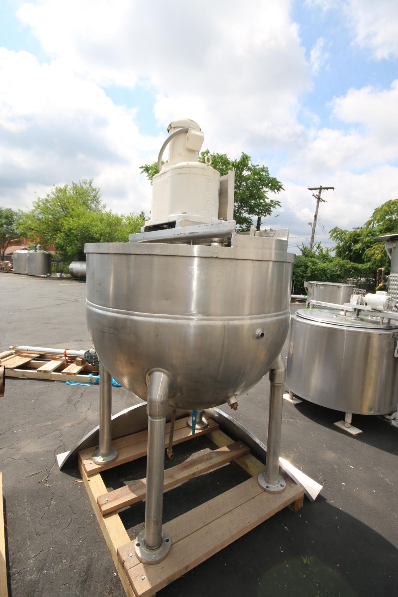 Groen 350 Gallon S/S Kettle, with Top Mounted Agitation, Mounted on S/S Legs, Internal Dims.: Aprox. - Image 5 of 5