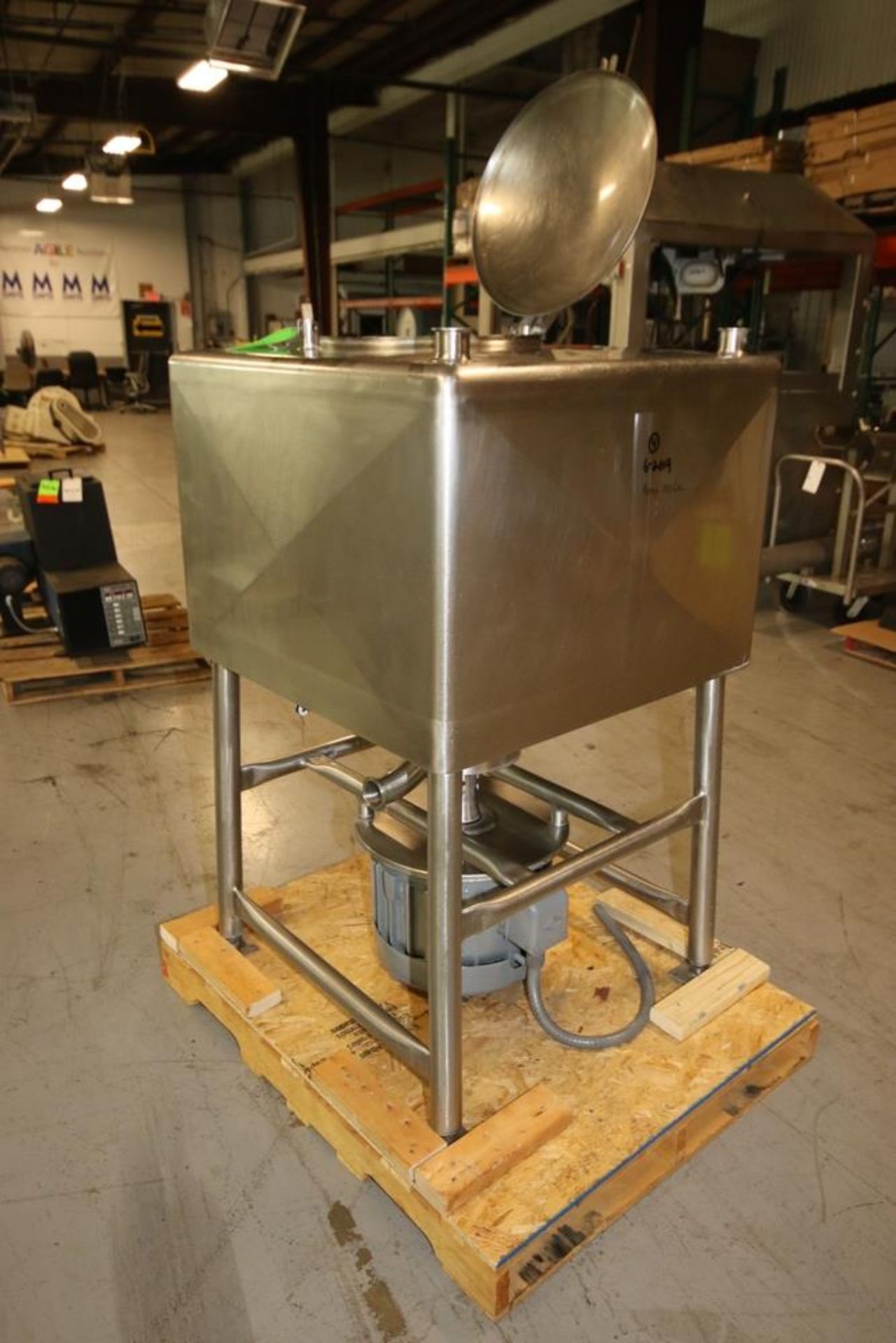S/S Aprox. 100 Gallon Breddo Likwifier, with Bottom Mounted Motor, Mounted on S/S Legs with Hinge - Image 2 of 6
