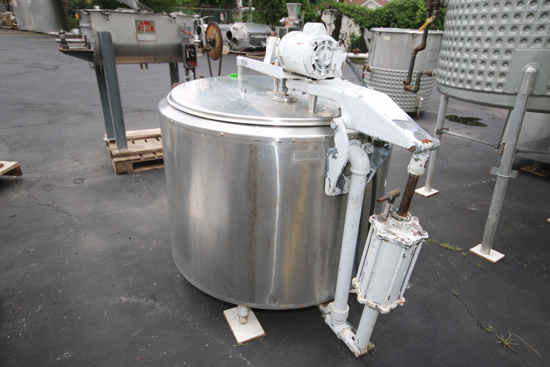 Damnrow 150 Gallon S/S Jacketed Tank, with Top Mounted Agitation, Internal Dims.: Aprox. 43" Dia. - Image 3 of 5