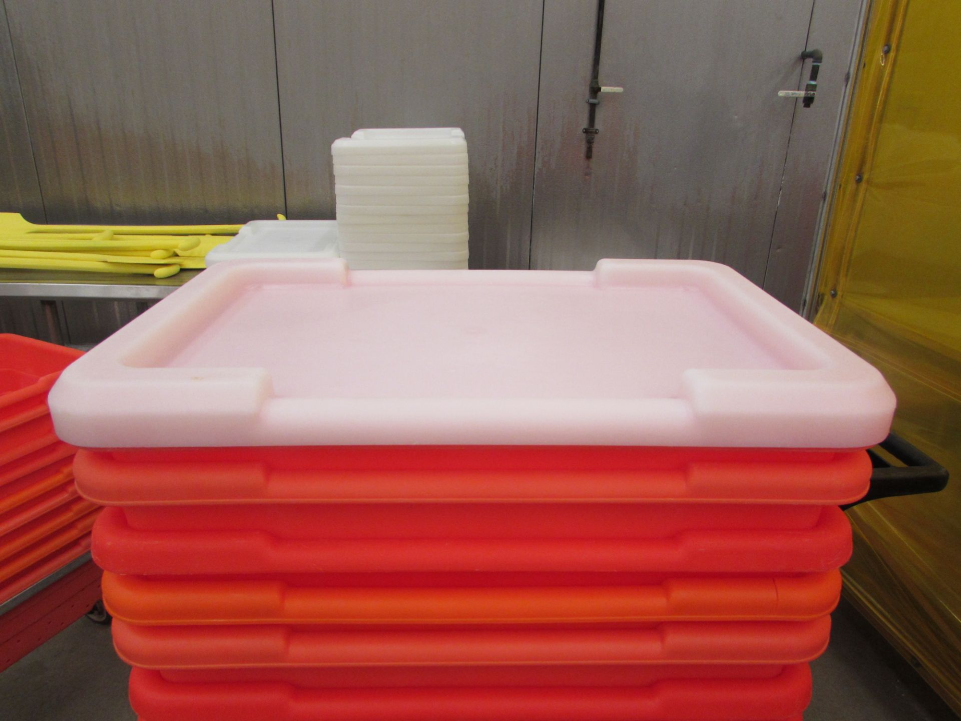 Hantover & Toteall 2000 Stack & Nest Poly Meat Lug Totes, - Image 4 of 4