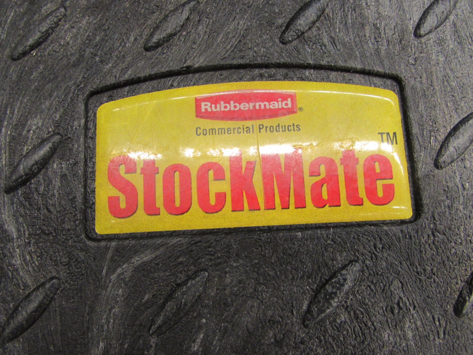 Rubbermaid StockMate Commercial Restocking & Platform Truck, 18" wide x 64" long; 1500 lb capacity - Image 2 of 3