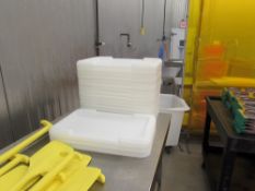 Hantover & Toteall 2000 Stack & Nest Poly Meat Lug Totes,