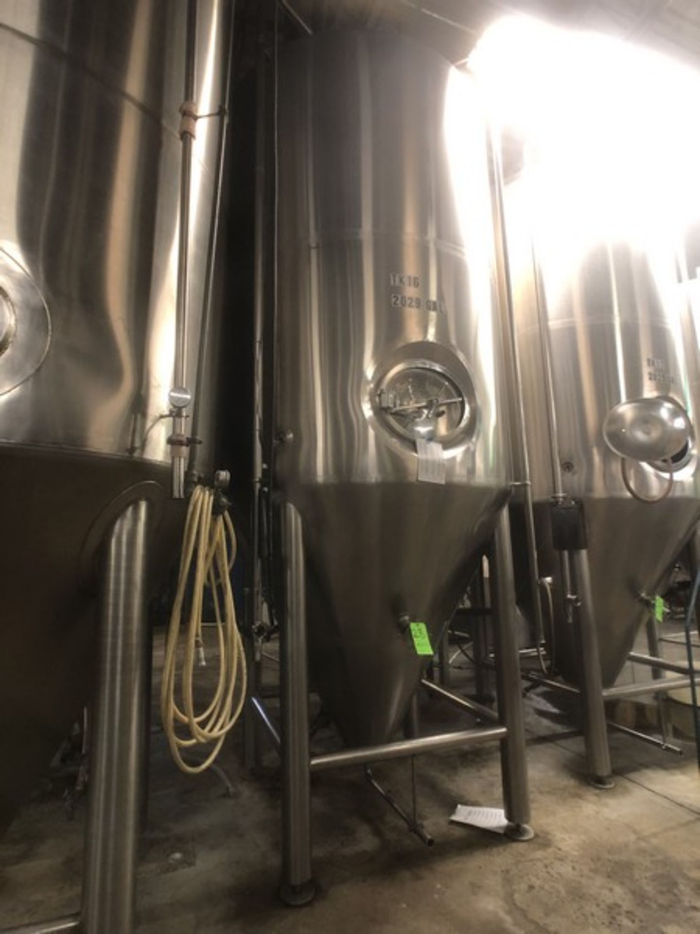 2029 Gallon S/S Fermenter (Tank 16)