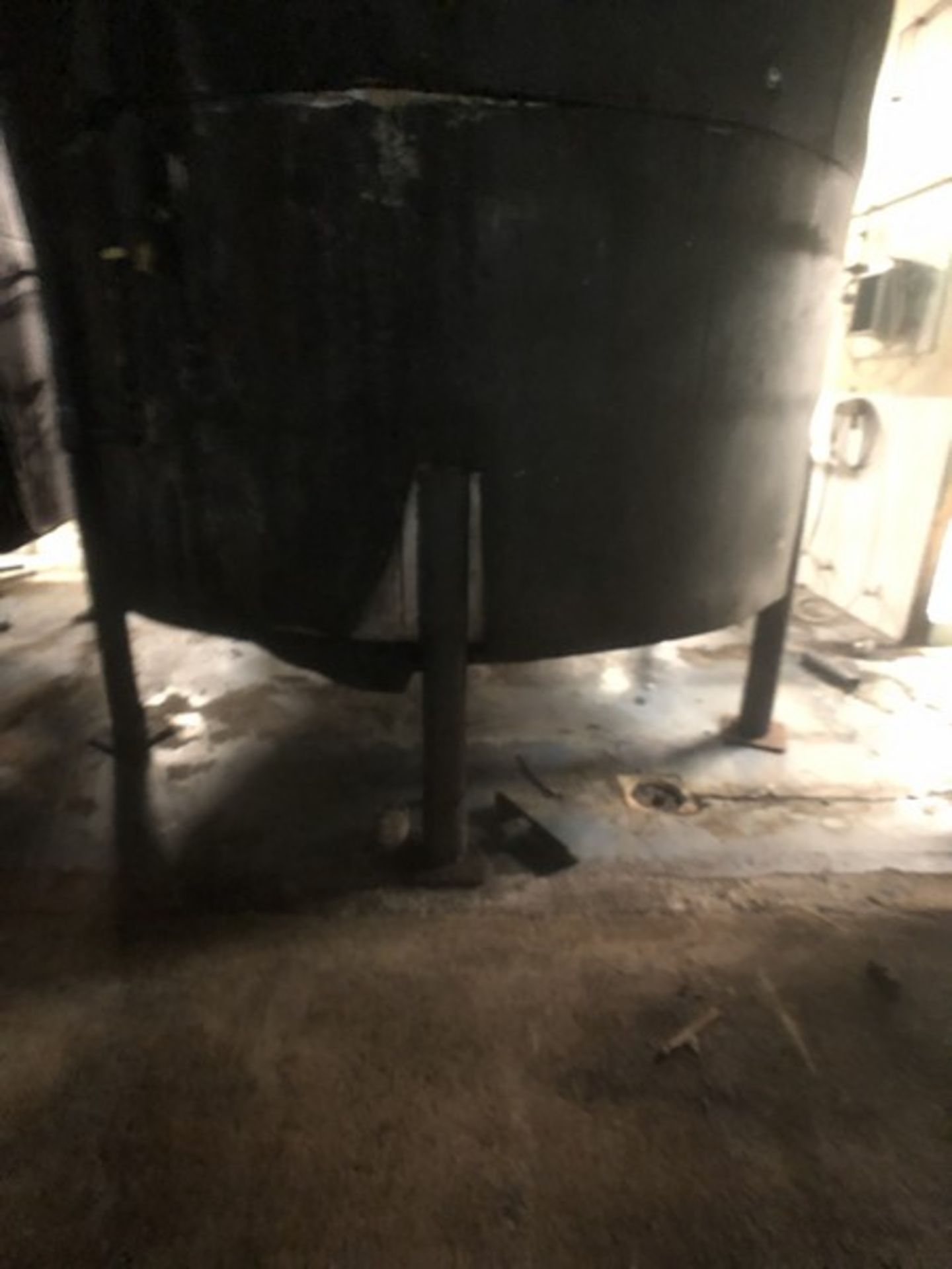 - 4,650 Gallon S/S Dish Bottom Brite Tank (BB 5) - Image 7 of 16