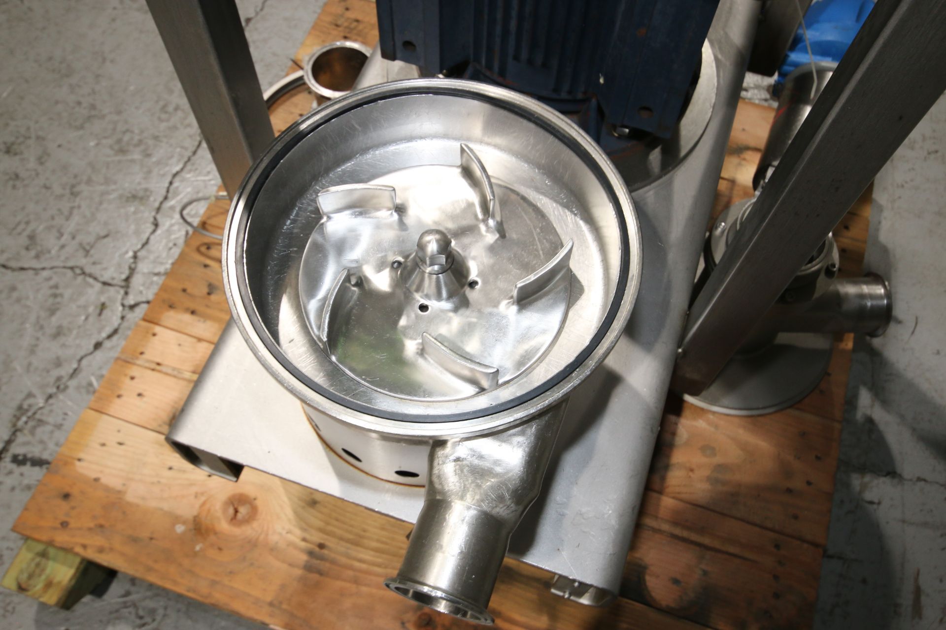 Tri-Blender Mounted on S/S Frame with Leeson 25 HP, 3350 RPM Motor, 2-1/2" Inlet x 3" Outlet, GEA 4" - Image 3 of 4