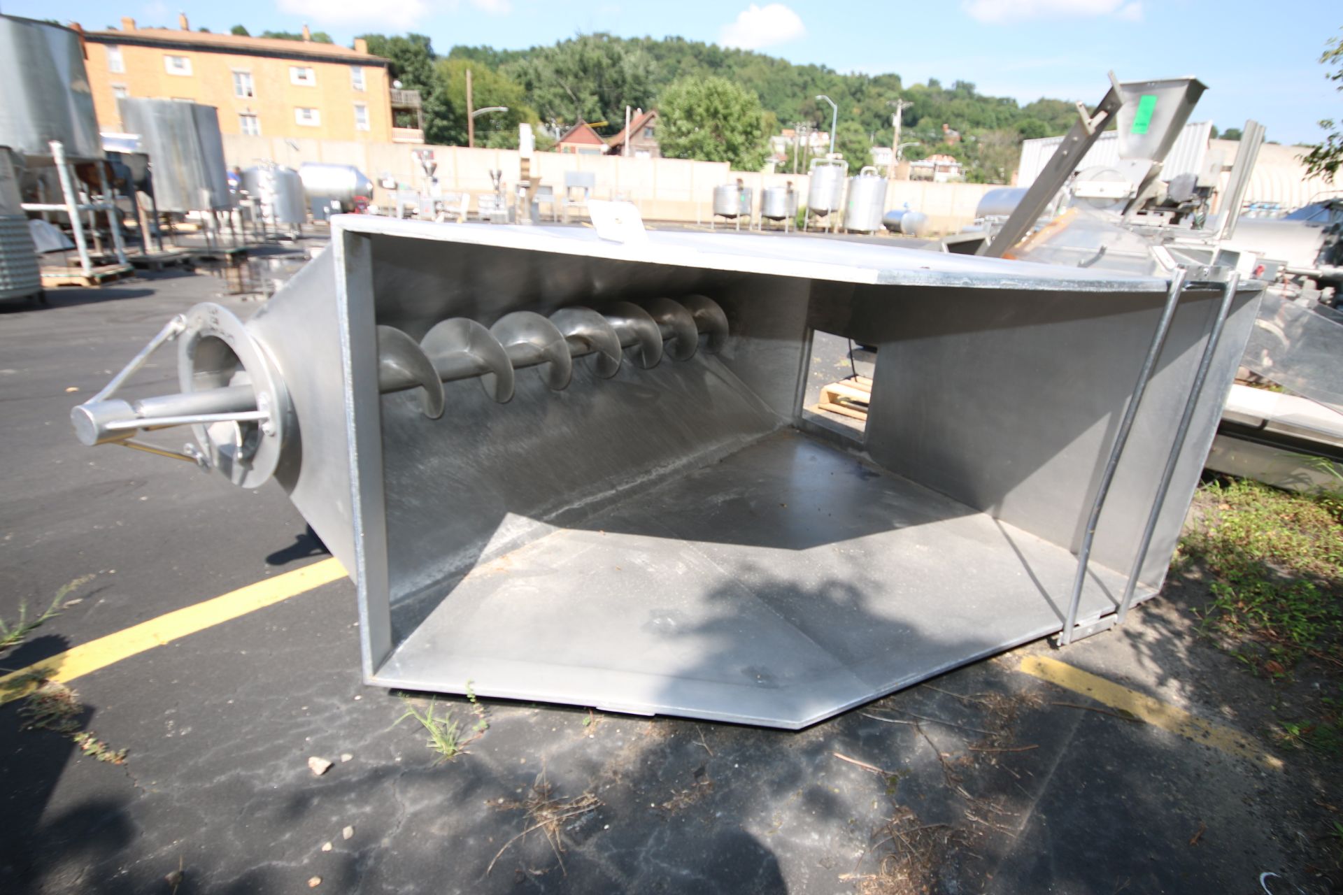 S/S Auger Hopper, Hopper Internal Dims.: Aprox. 84" L x 64" W x 82" D, with S/S Auger (Rigging &