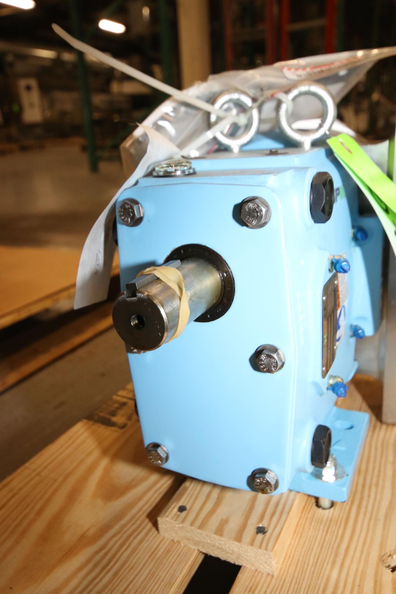 NEW 2018 SPX Positive Displacement Pump Head, M/N 054 UL, S/N 1000003316885, with 2-1/2" Clamp - Image 4 of 4