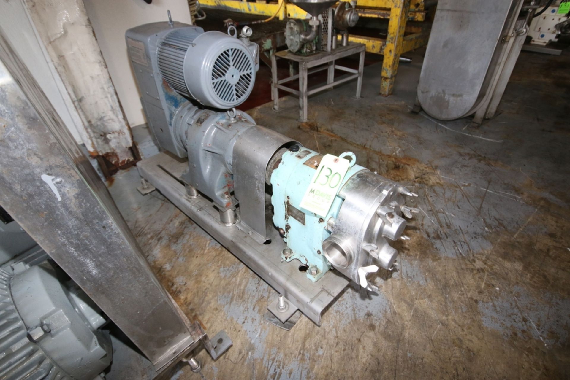 Nakamura 5 hp Positive Displacement Pump, M/N RMU, Type 125VTZB, Size 3, with 3" Thread Type Inlet/