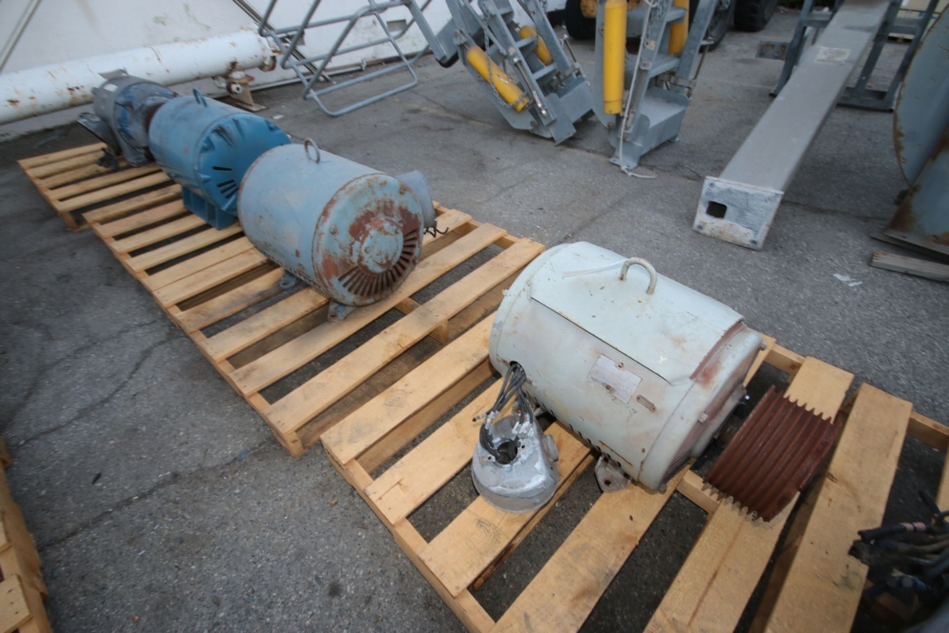 Assorted Motors, 1-Lincoln 125 hp Motor, 1770 RPM, 230/460 Volts, 1-Lifeguard 100 hp Motor, 230/ - Image 2 of 2