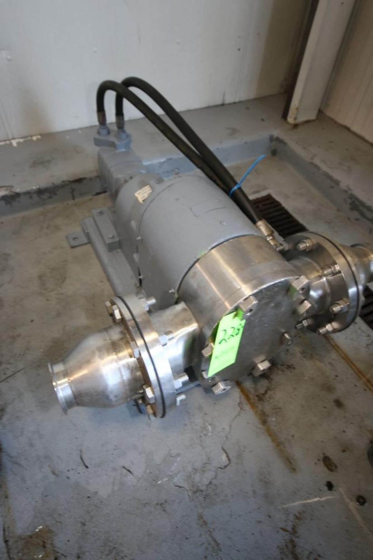 Tri-Clover Positive Displacement Pump, M/N PR300-6F-TC1-4-SL-S, with 4" Clamp Type Inlet/Outlet - Image 2 of 2