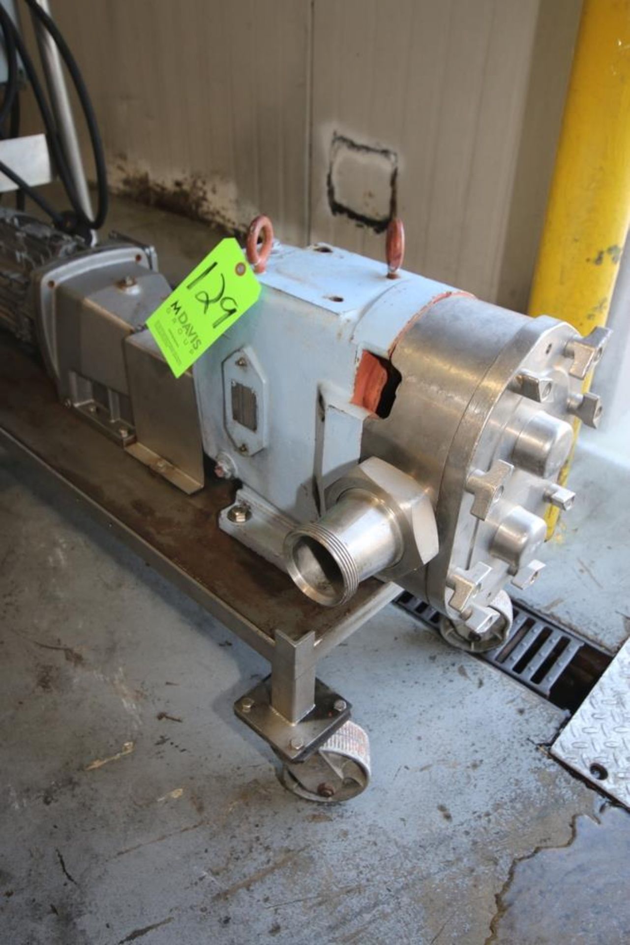 Waukesha 3 hp Positive Displacement Pump, M/N 130, S/N 84506SS, with 2" Thread Type Inlet/Outlet, - Image 6 of 8