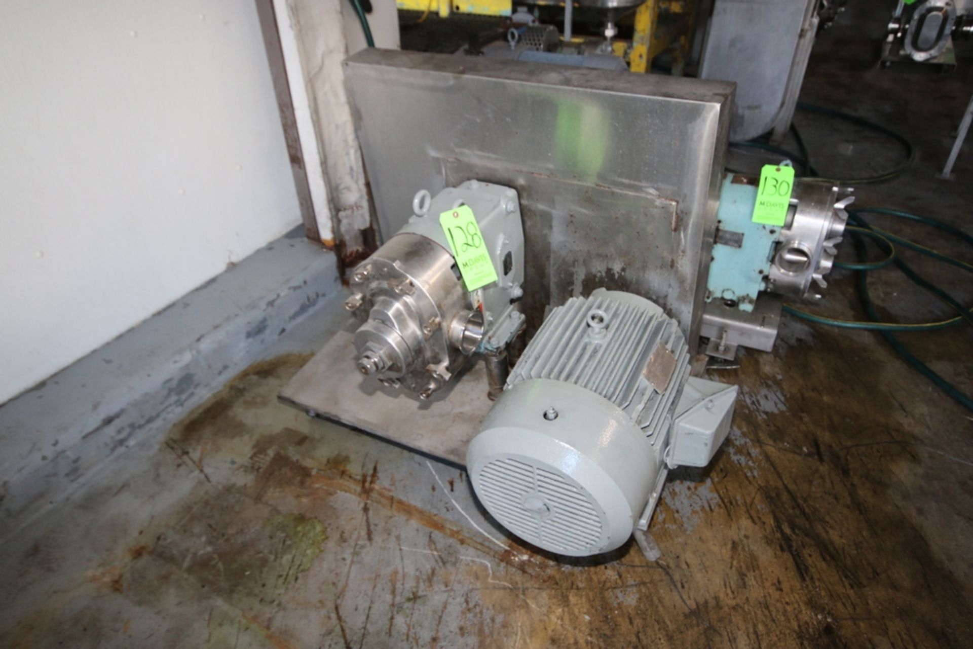 WCB 10 hp Positive Displacement Pump, M/N 130, S/N 190644-96, with 3" Clamp Type Inlet/Outlet, - Image 5 of 8