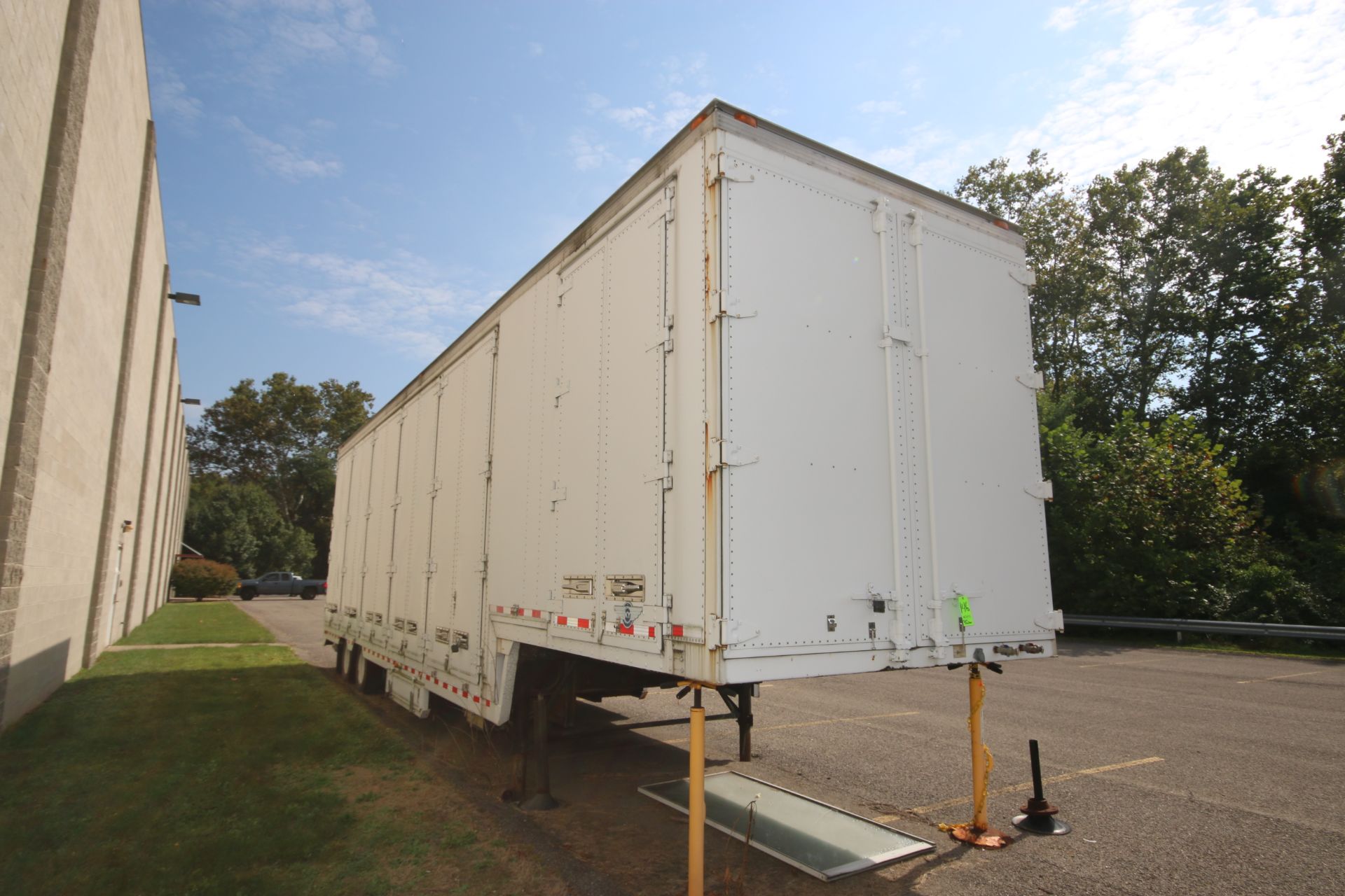 2006 Kentucky Enclosed Step Deck Trailer, VIN #: 1KKVD40297L224255, S/N 224255, GVWR 65,000 lbs./ - Image 2 of 8