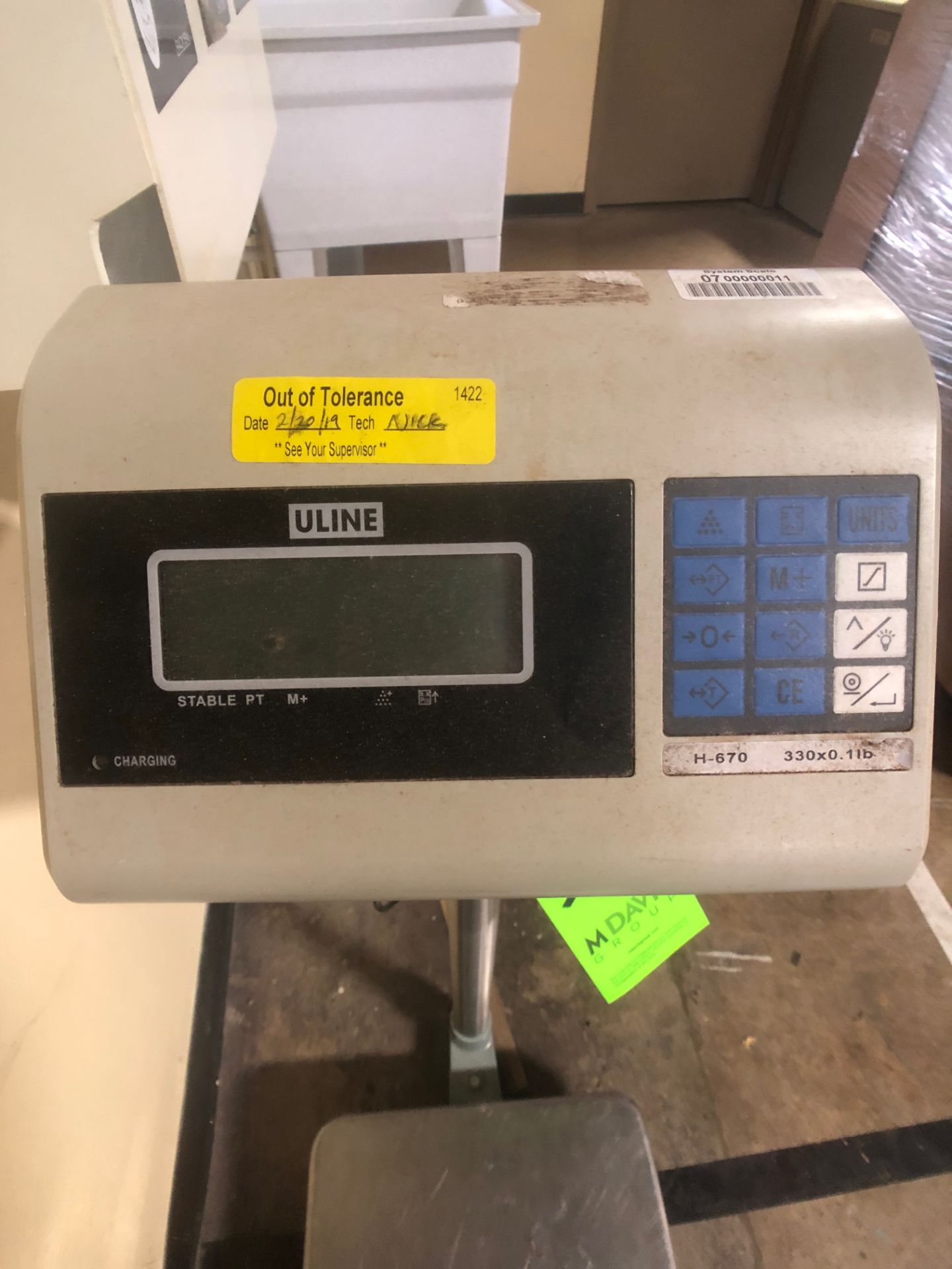 Uline S/S Platform Scale with Digital Readout 14" W x 20" L - Image 2 of 5