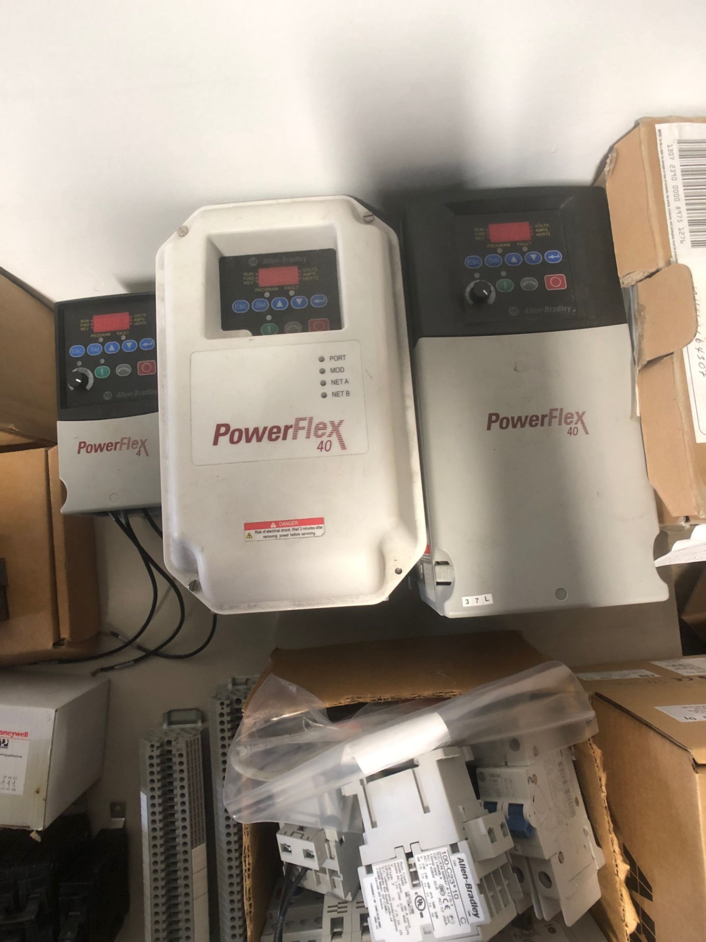 Assorted Allen Bradley Components, Includes: (2) Allen Bradley Powerflex 40 VFDs, MicroLogix 1400 - Image 2 of 8