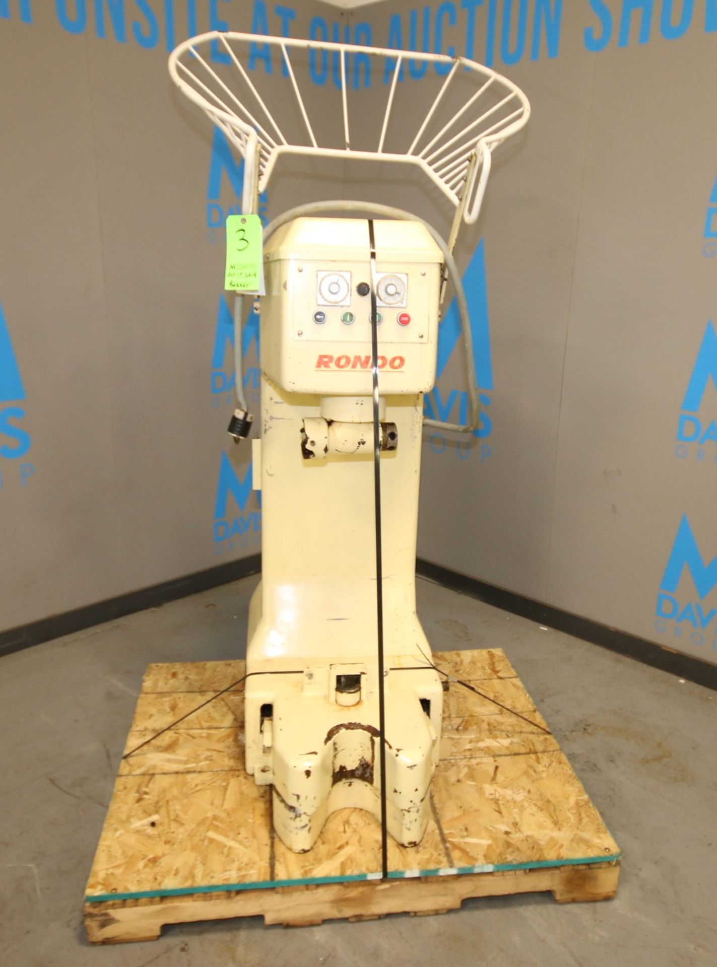 Rondo Dough Mixer, Type SA/SR 180, SN 112 54235 - 1 B, Type ADV 43/8-4S, with Gaurd, 220V (Located