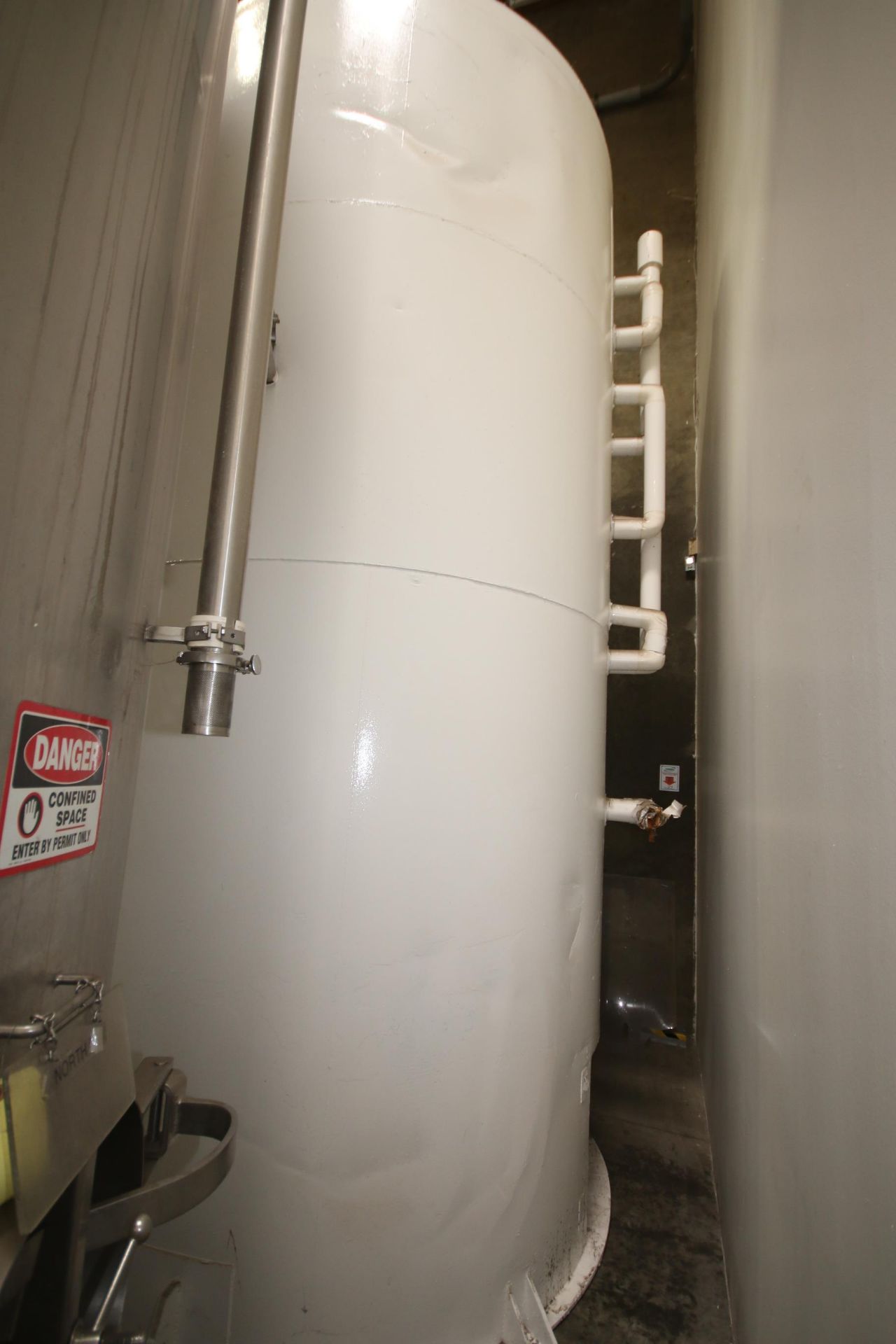 CB Aprox. 3,000 Gal. S/S Jacketed Silo, S/N 87-E-310-1, with Alcove and Pressurized Door, (Painted - Image 3 of 19