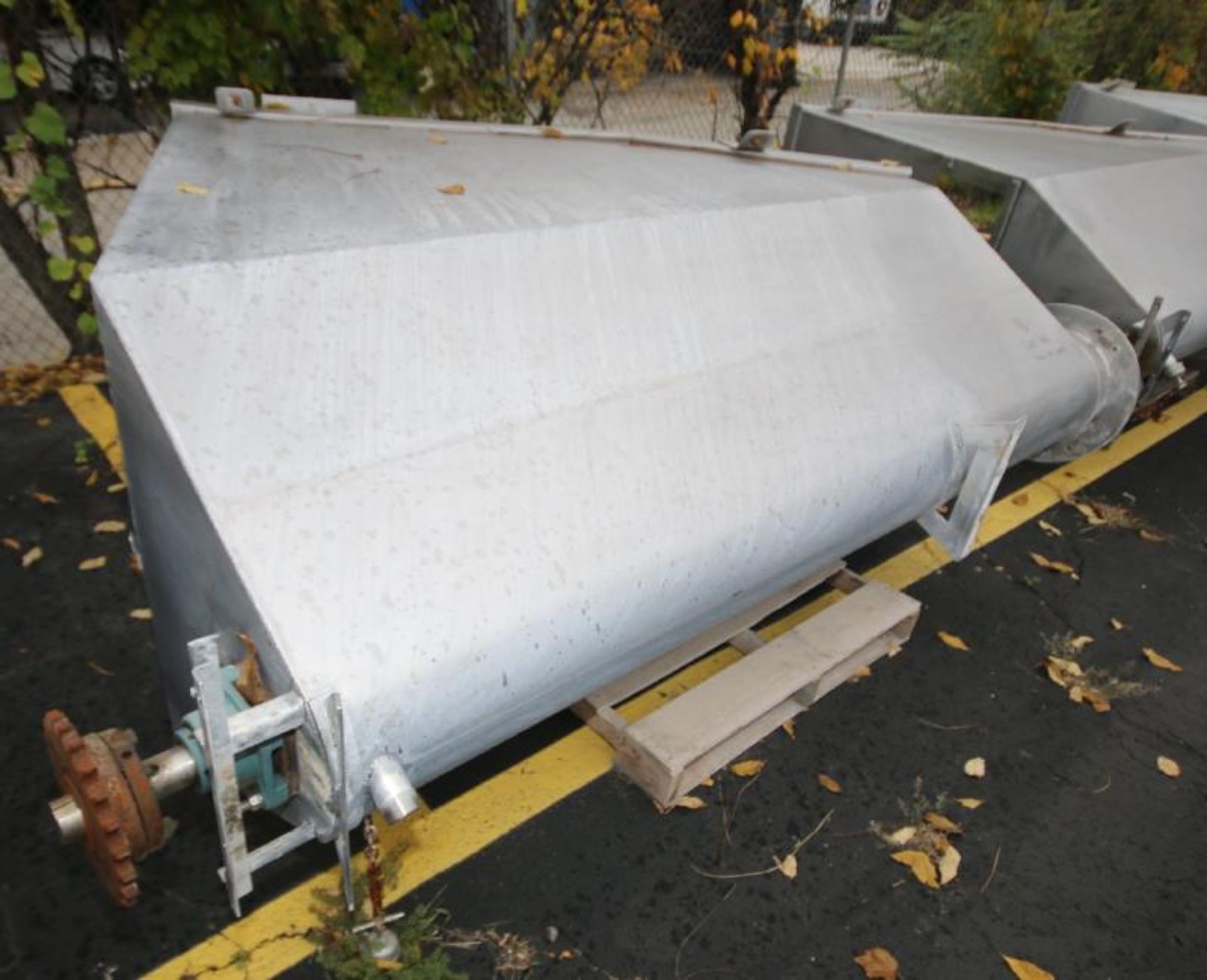 All S/S Auger Bin Conveyor, with Inside Dim. 8 ft L x 36" W x up to 92" Deep, with 11" S/S Bottom - Image 3 of 3