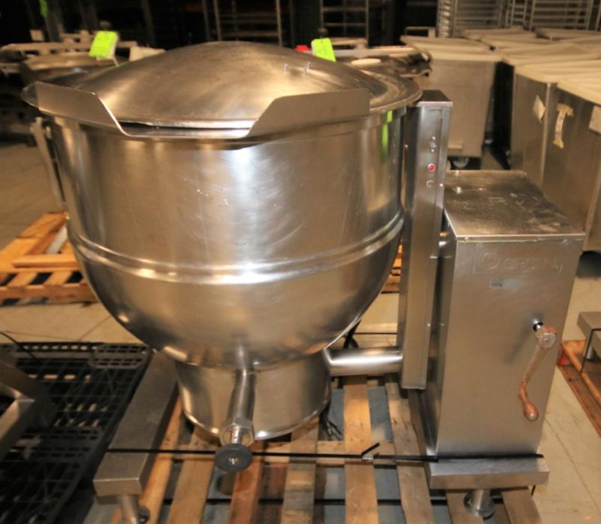 Groen 60 Gal. Tilt Kettle, Model DEE/4T-60, S/N 37173, Jacketed Rated @ 50 PSI @ 300 Degree F (Asset