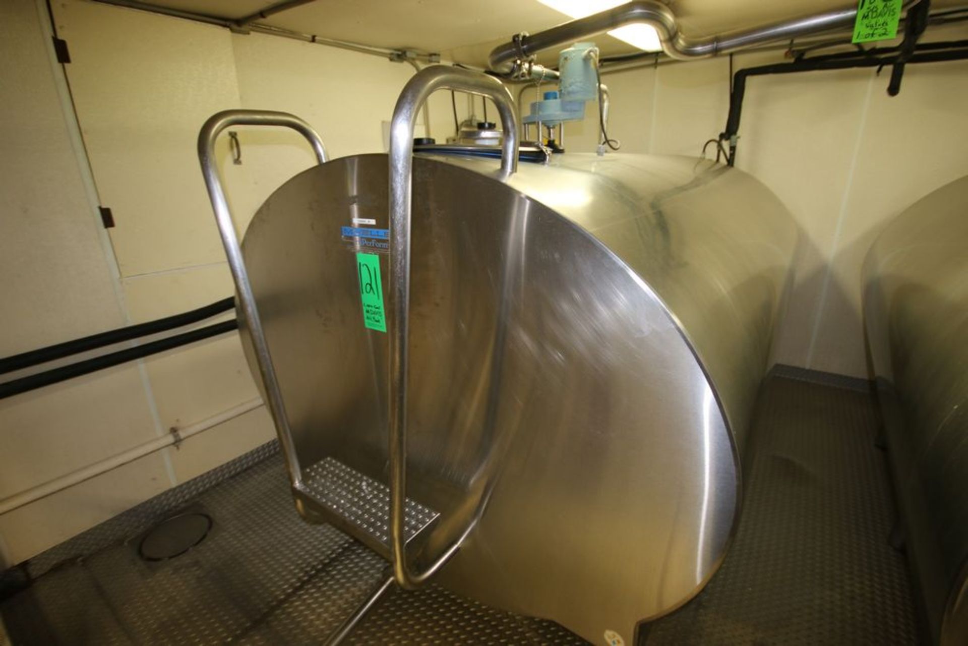 Mueller 1,000 Gal. S/S Jacketed Horizontal Tank, with Top Mounted Agitation, Overall Dims.: Aprox. - Image 6 of 12