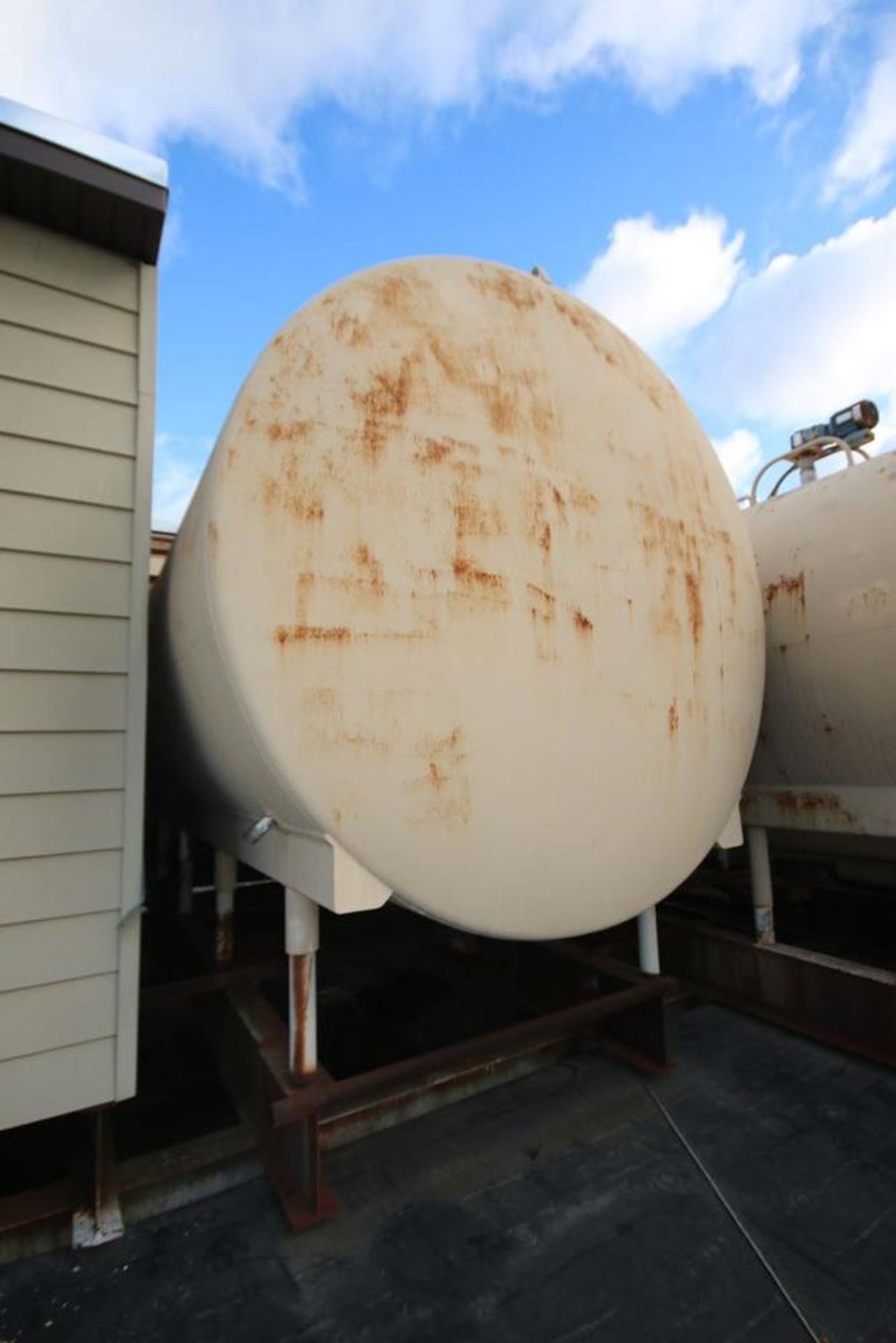 Mueller 6,000 Gal. S/S Jacketed Horizontal Tank, S/N 1833400, with Dual Prop S/S Vertical Agitation, - Image 14 of 20