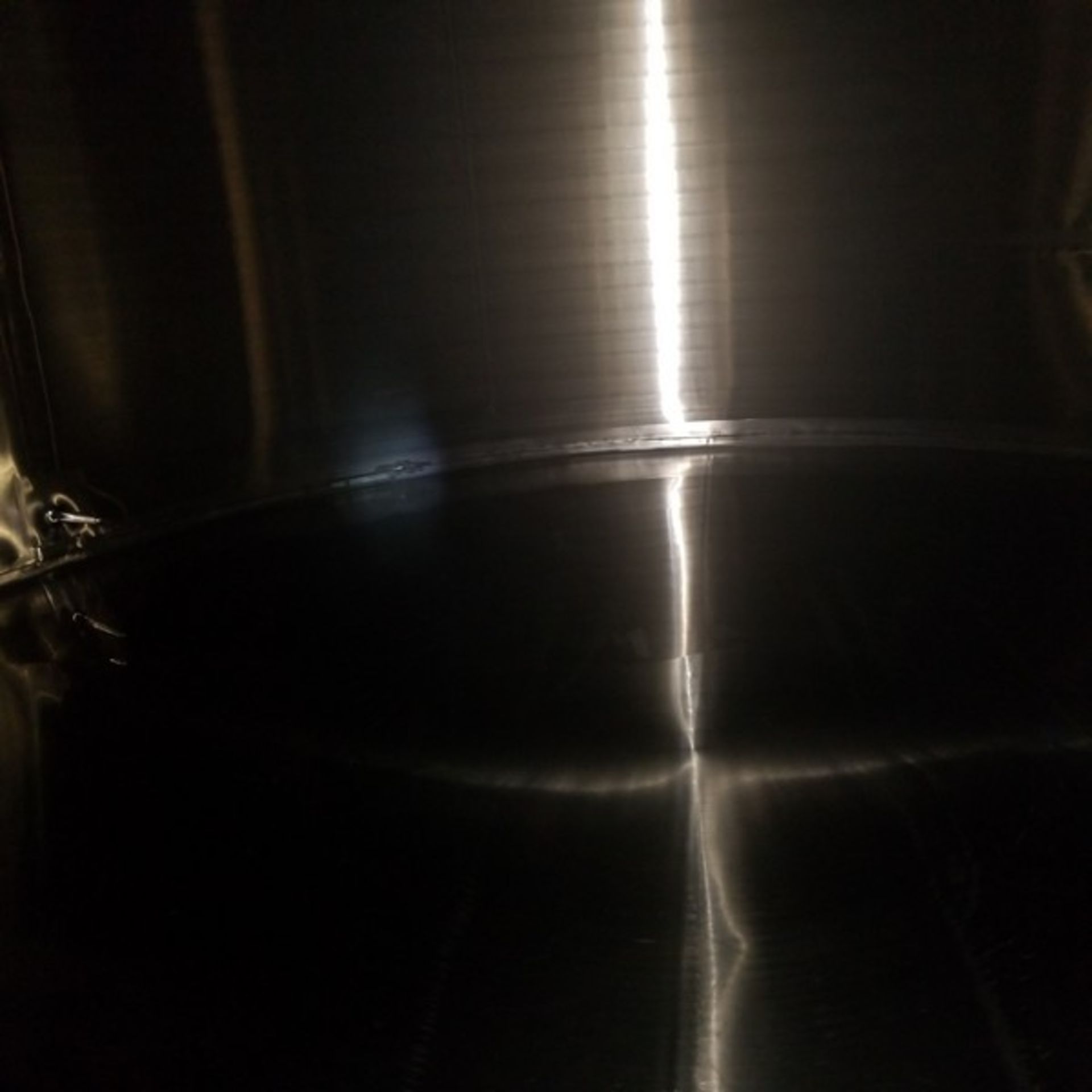 Walker 25,000 Gallon Jacketed Silo Tank with Horizontal Agitation - Image 5 of 10