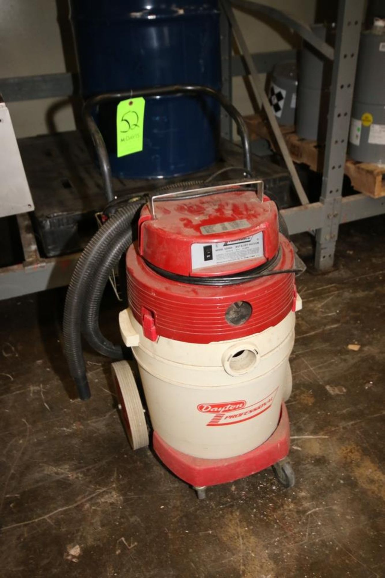 Dayton Shop Vac, M/N 6Z006A, Wet/Dry Vac, 120 Volts, On Portable Frame