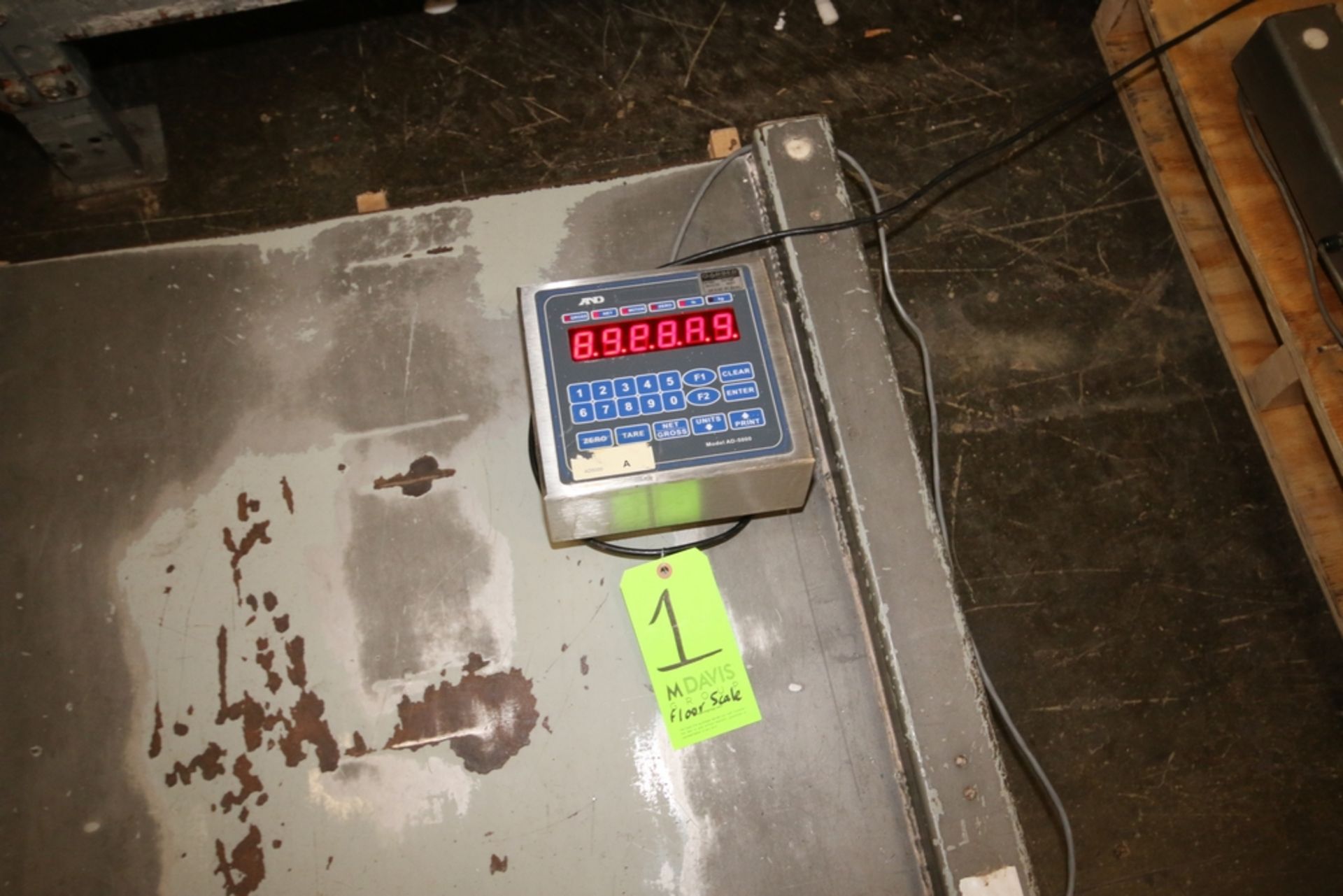 AND S/S Floor Scale with Ramp, M/N AD-5000, with Aprox. 30" L x 30" W Floor Platform, with Digital - Image 3 of 4