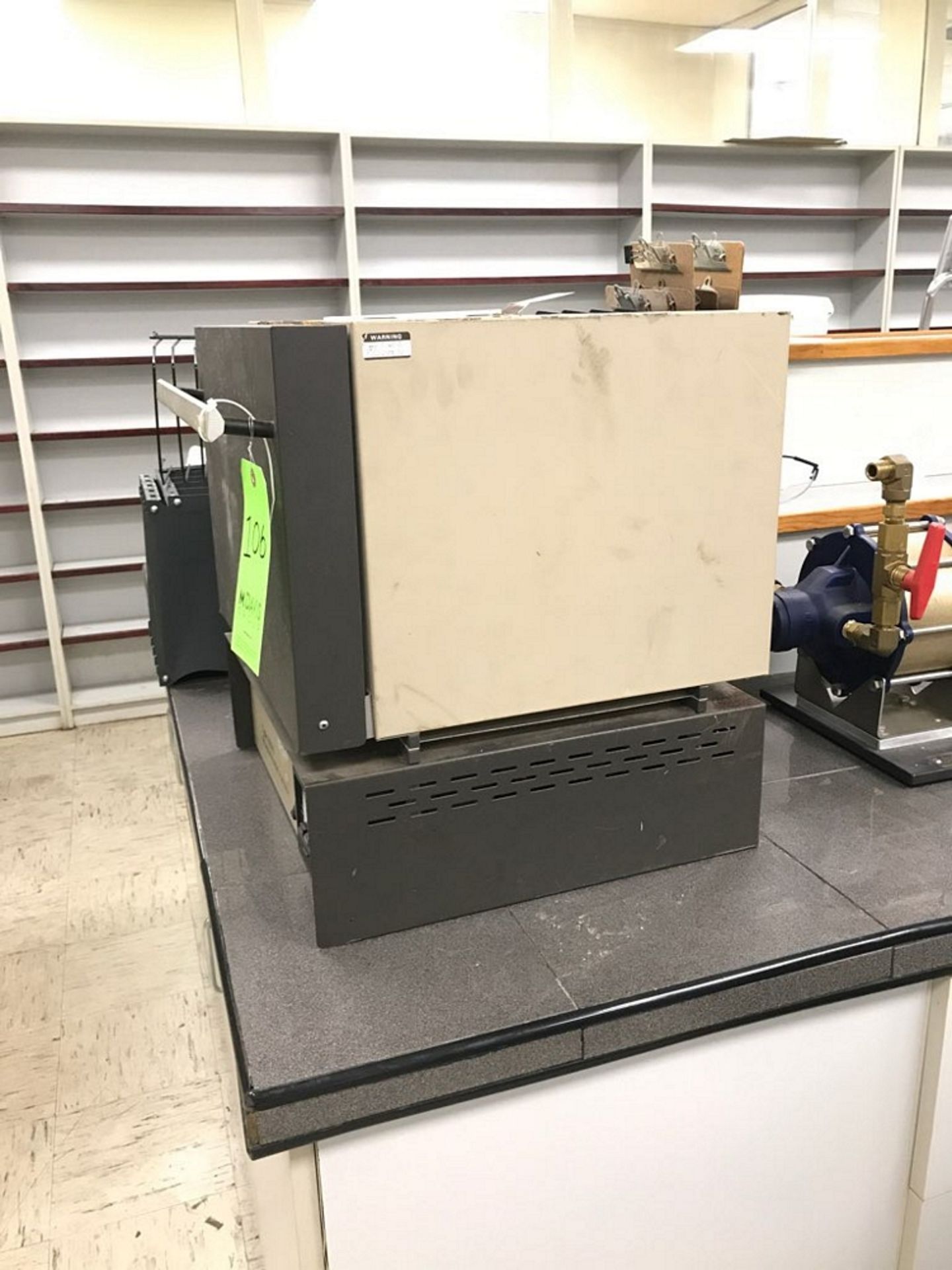 Thermolyne Programmable Furnace, Type 6000, M/N F6038C, S/N 40800214, 208 Volts, 1 Phase, 50/60 Hz - Image 3 of 5