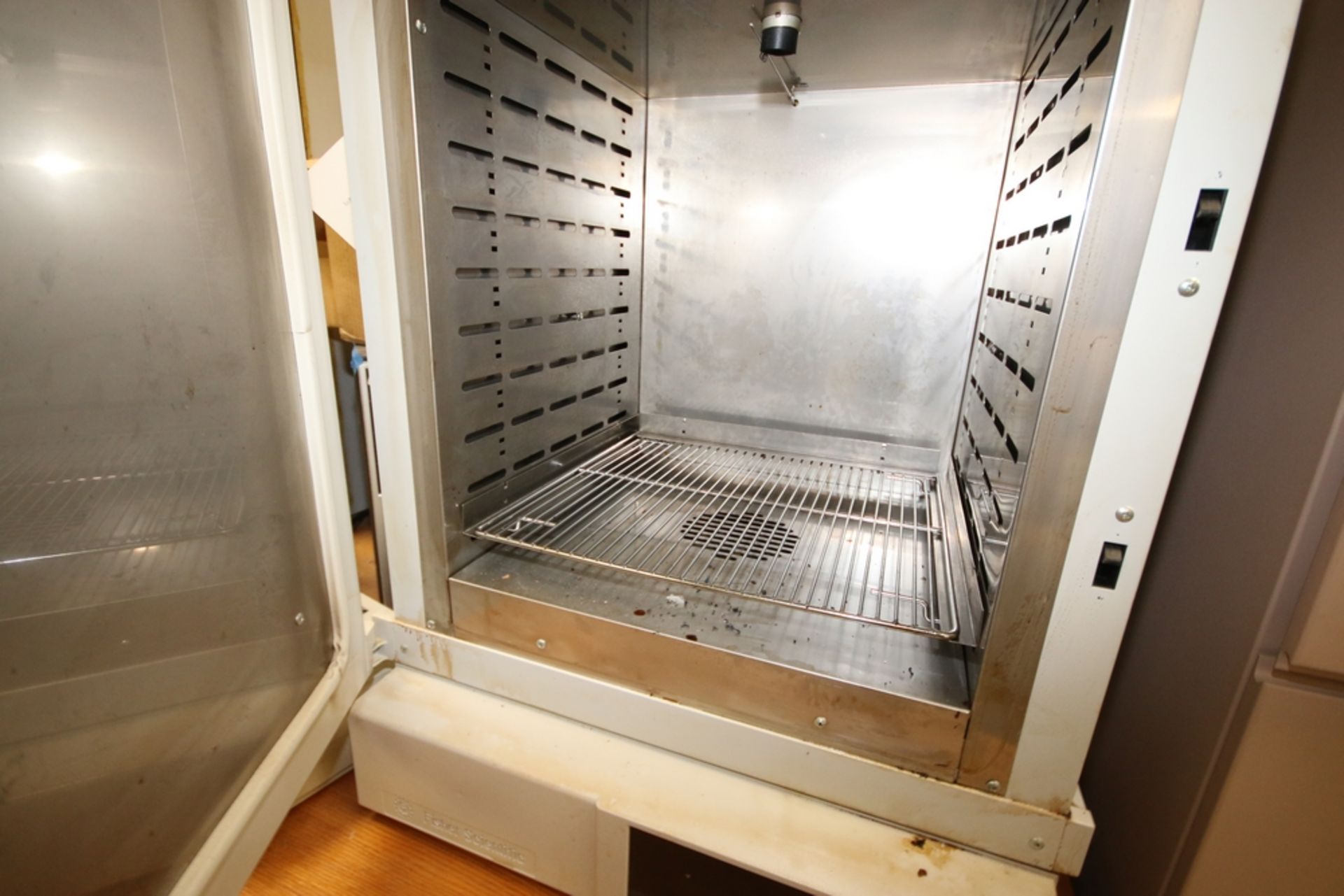 Fisher Scientific Isotemp Oven, with S/S Interior, with (1) S/S Wire Shelf - Image 3 of 3