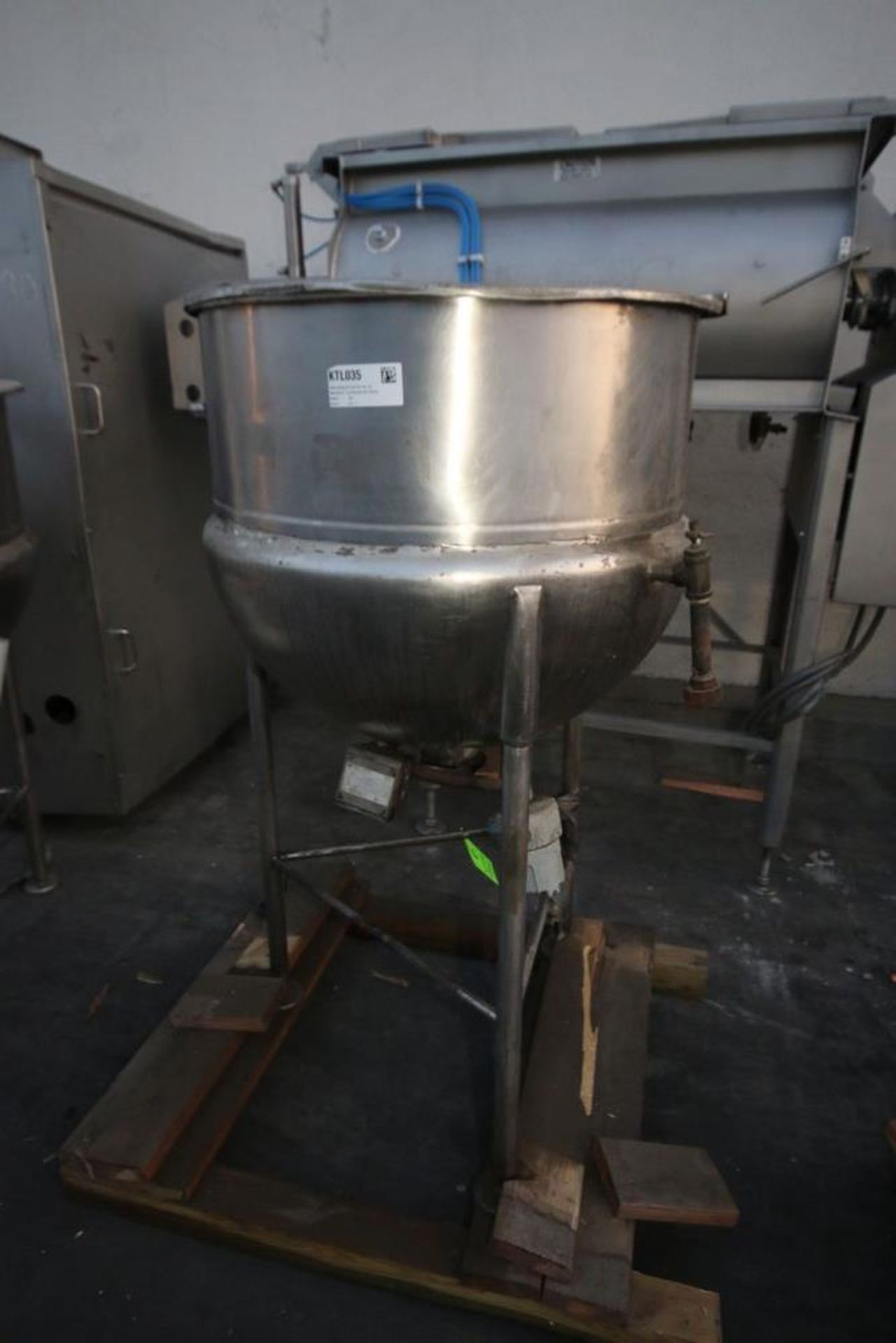 Lee 75 Gal. S/S Kettle, M/N 75D, S/N 231T, with Bottom Half Jacket, Mounted on S/S Legs (LOCATED