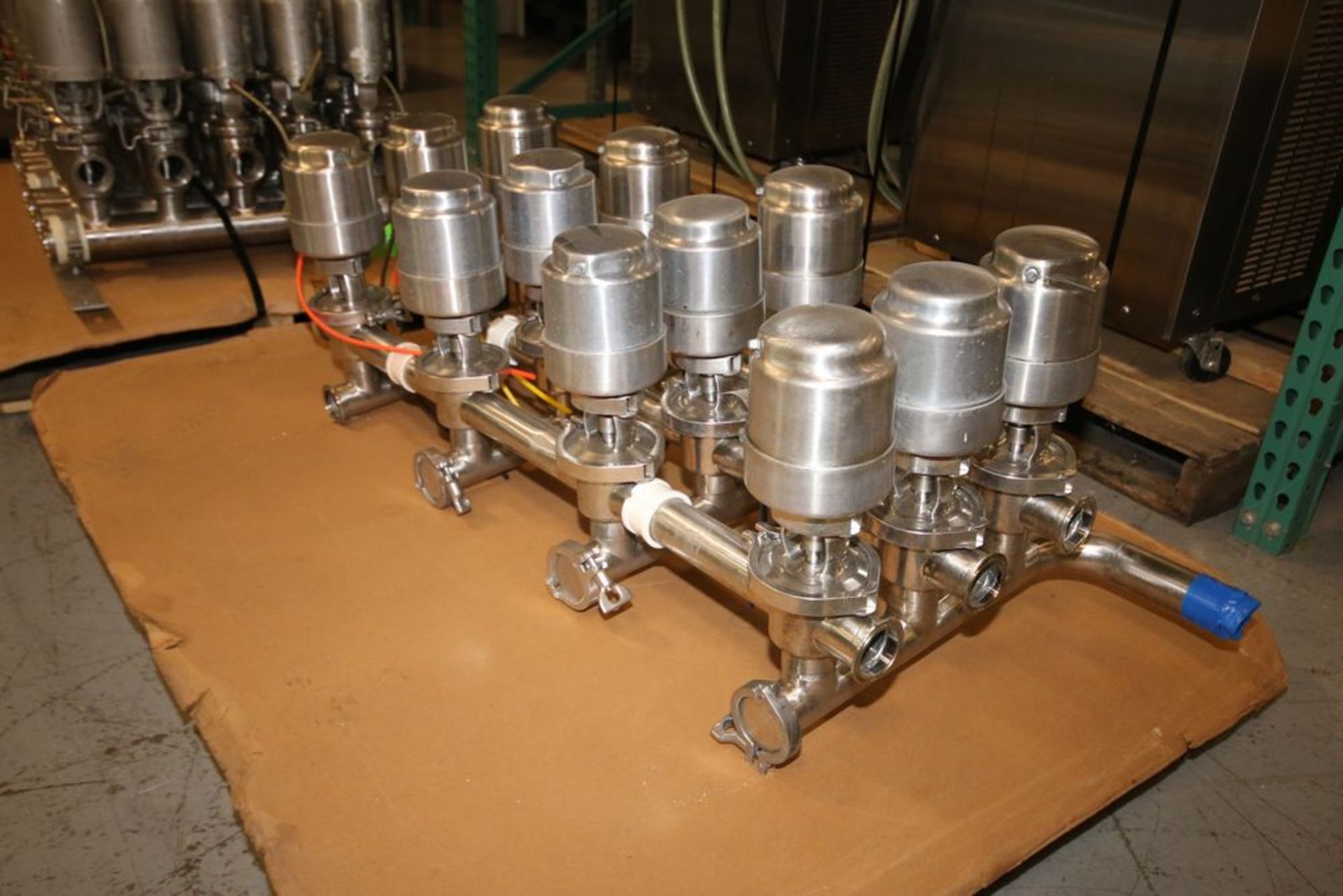 Tri-Clover 2" S/S Air Valve Manifold /Cluster, with Model 361 Valves (W179)(Located in Pittsburgh, - Image 2 of 4