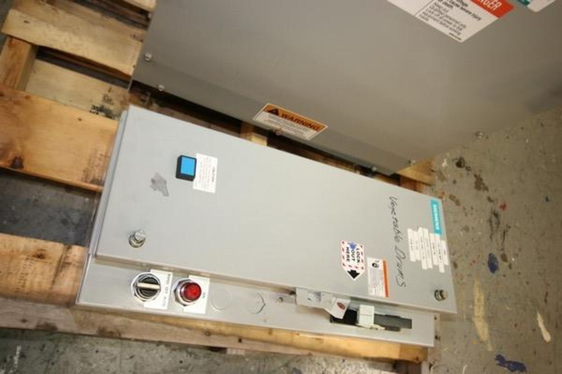 Siemens Transformer, with Siemens Safety Switch, Transformer: CAT. No. 3F3Y045, 45.0 KVA, 3 Phase ( - Image 4 of 8