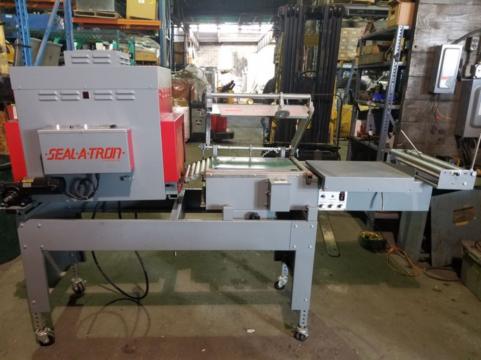 Seal-A-Tron L-Bar Sealer, M/N OXLBS-1620-MC, S/N 24089613, 120 VAC/11AMP (LOCATED IN FT. WORTH,