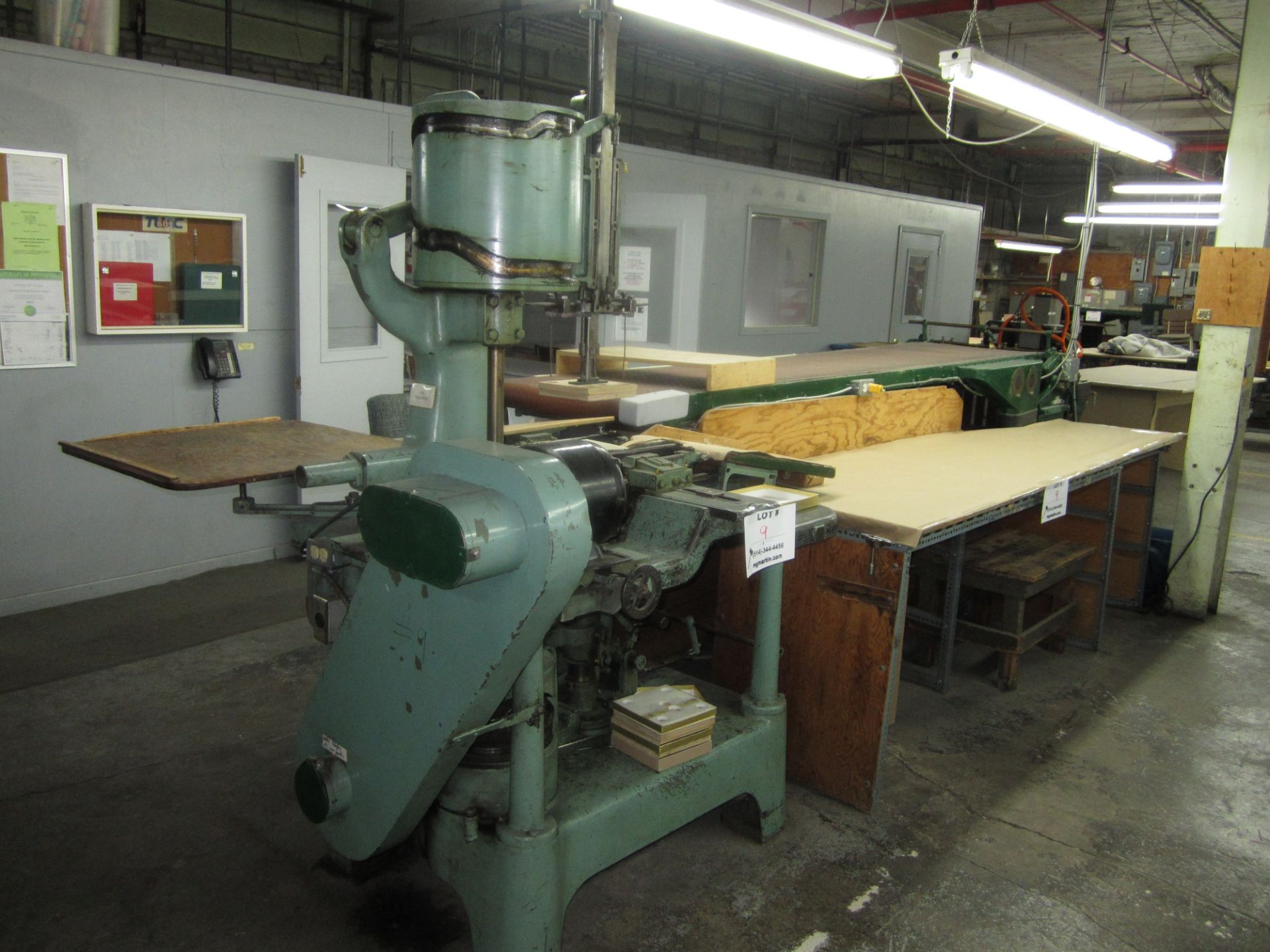 FMC WRAPPER #482 STOKES & SMITH MODEL C/W GLUER MODEL H + CONVEYOR