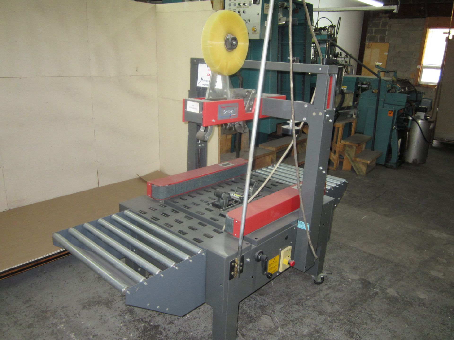 VIBAC SEALAST BOX TAPING MACHINE