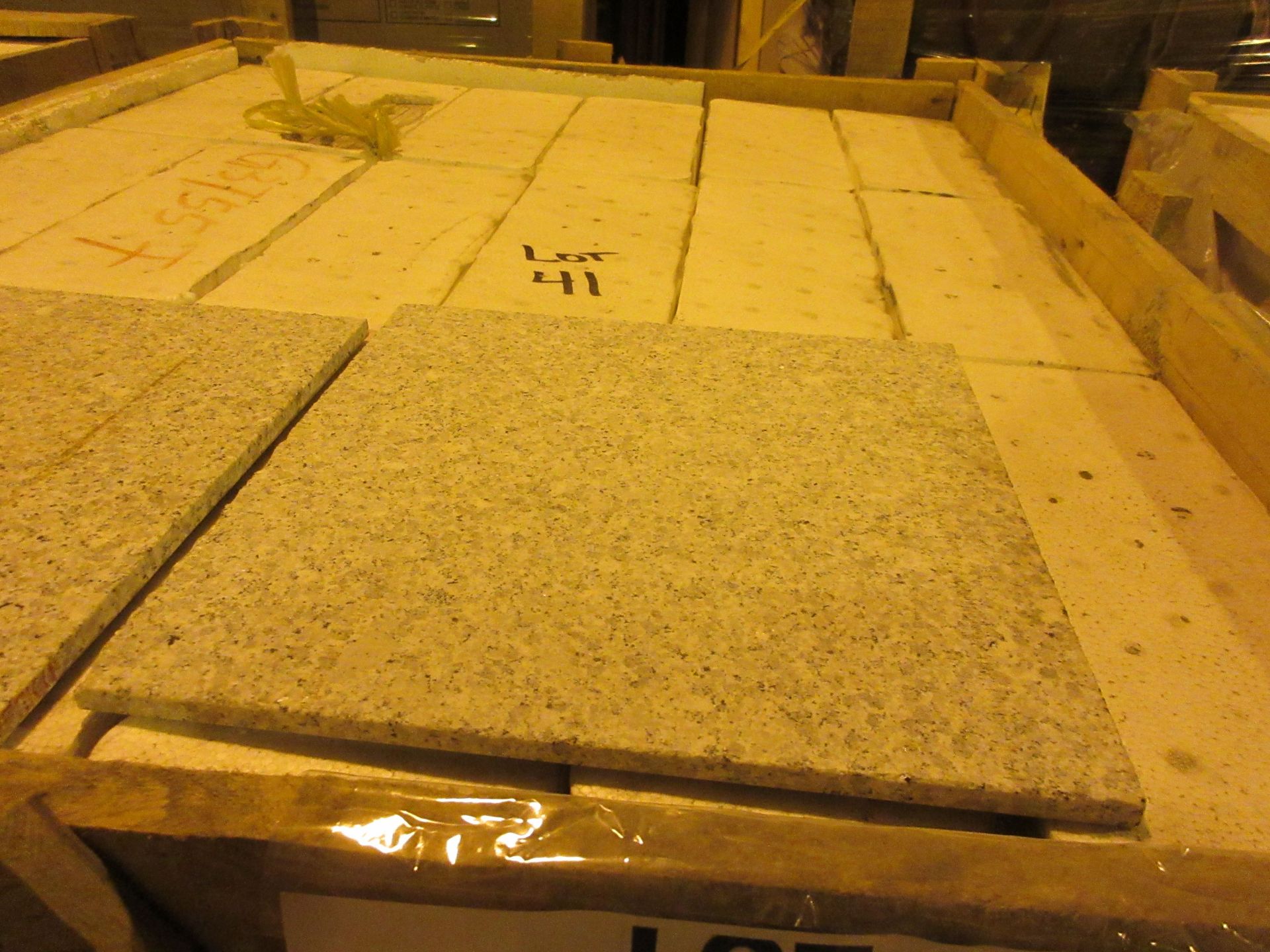 LOT 360 pieces - Gray torched granite 12"x 12"x 3/8"